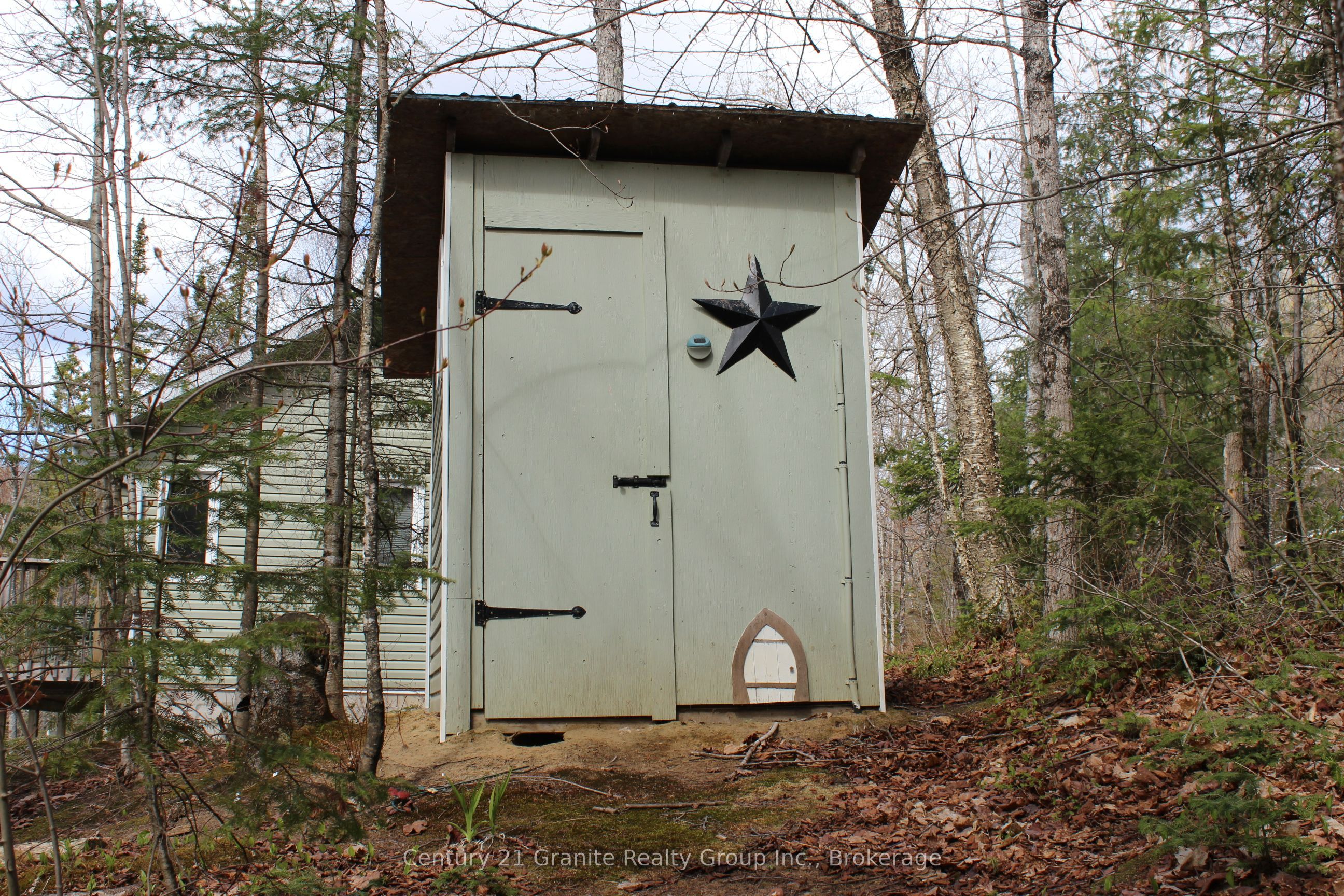 1037 Andek Trail Property Photo 21
