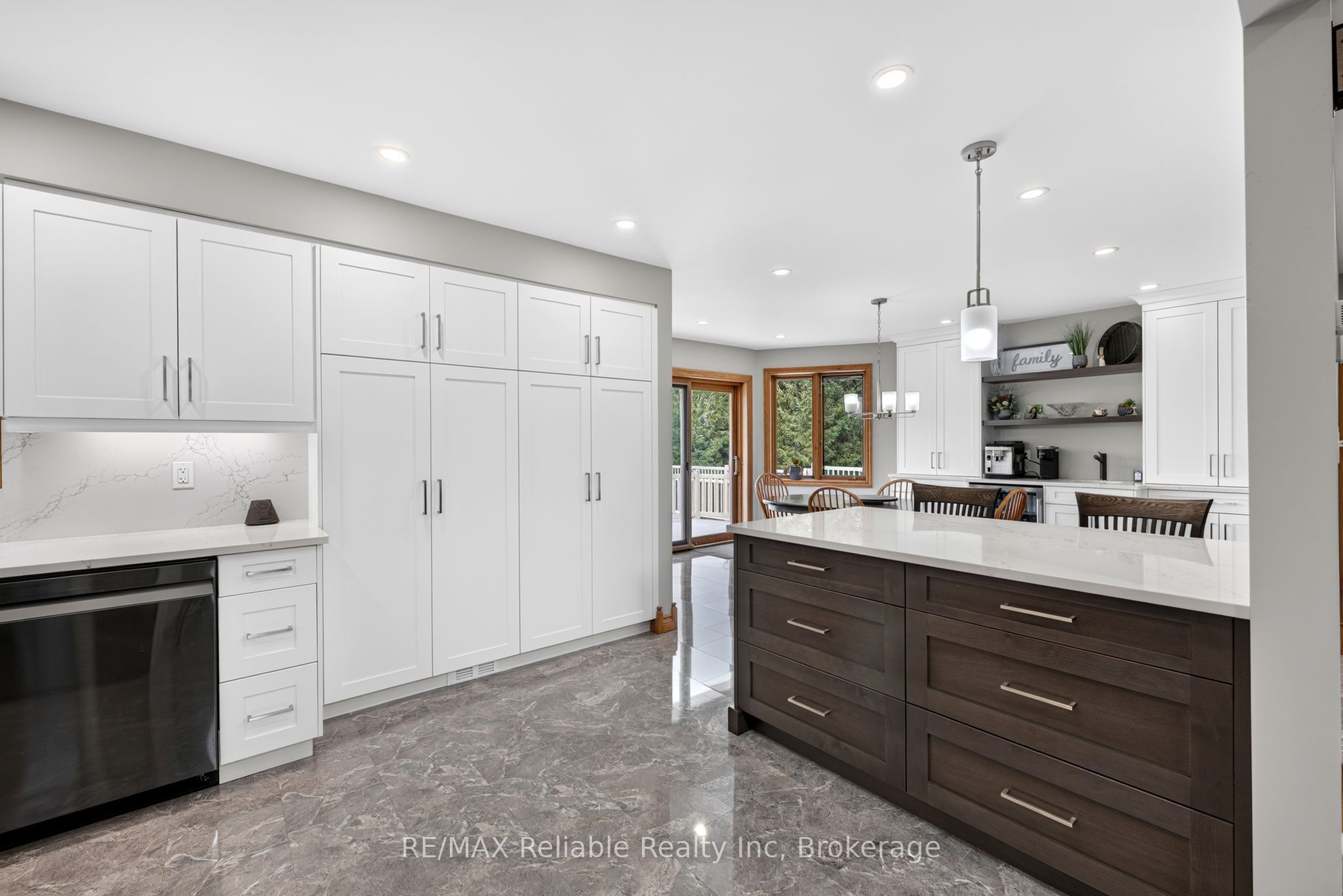 43804 Hydro Line Road Property Photo 7