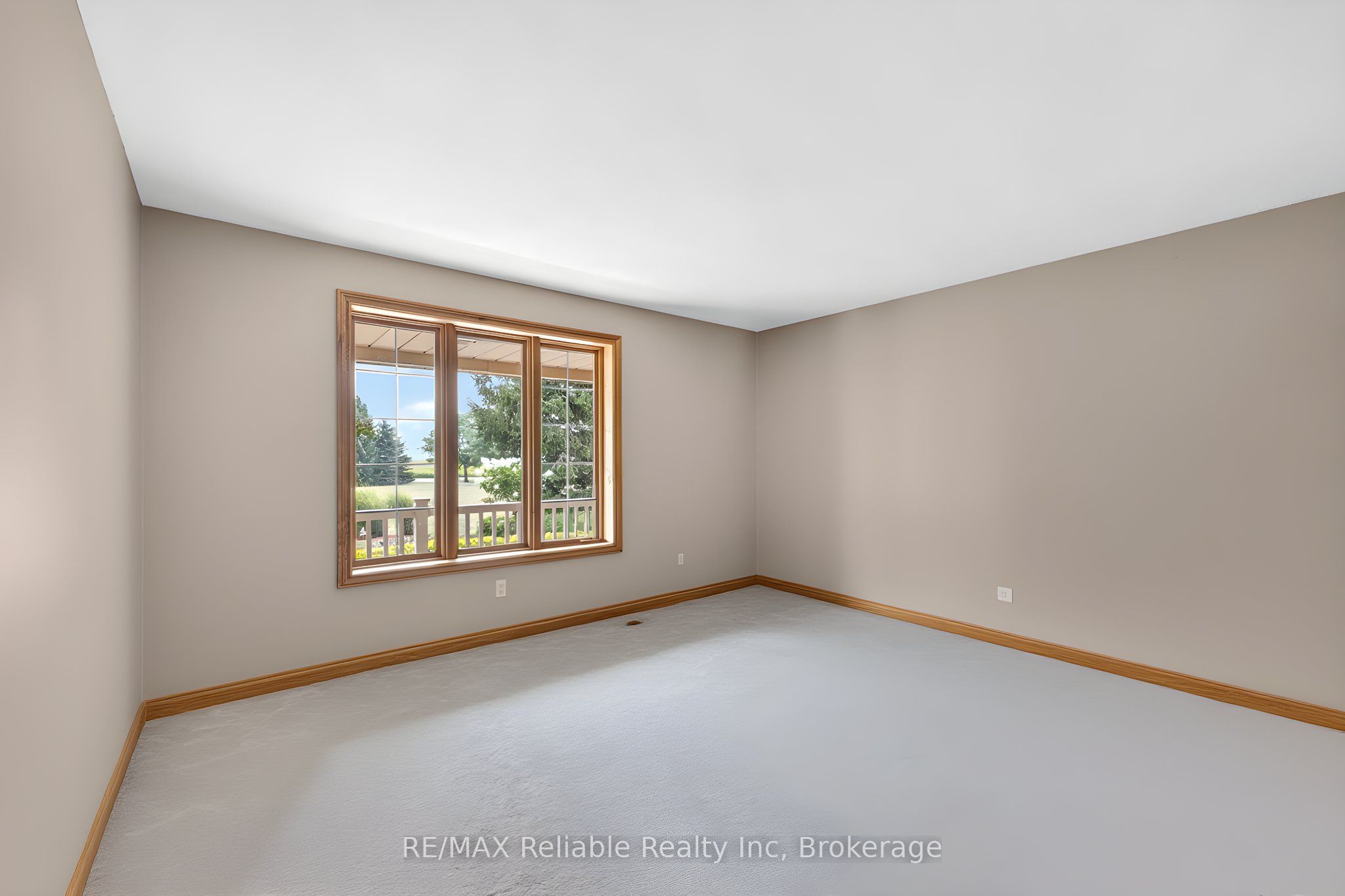 43804 Hydro Line Road Property Photo 10