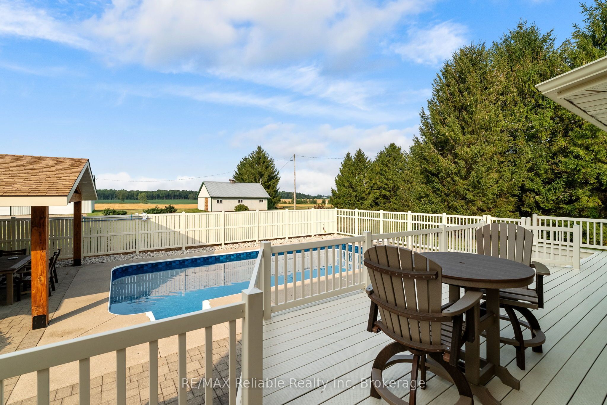43804 Hydro Line Road Property Photo 33