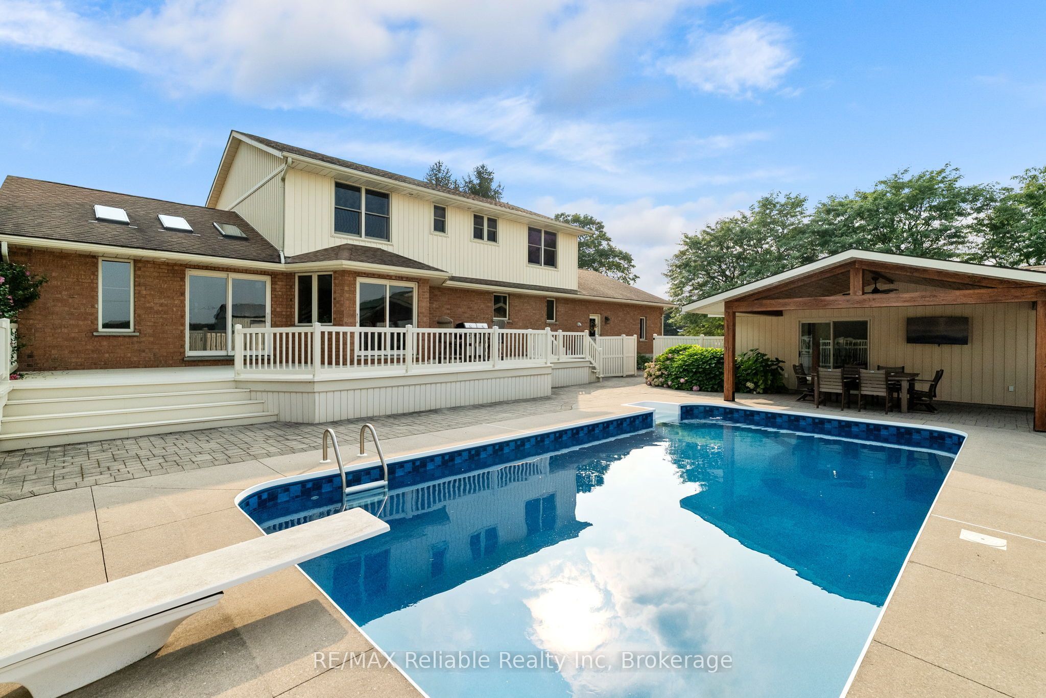 43804 Hydro Line Road Property Photo 34