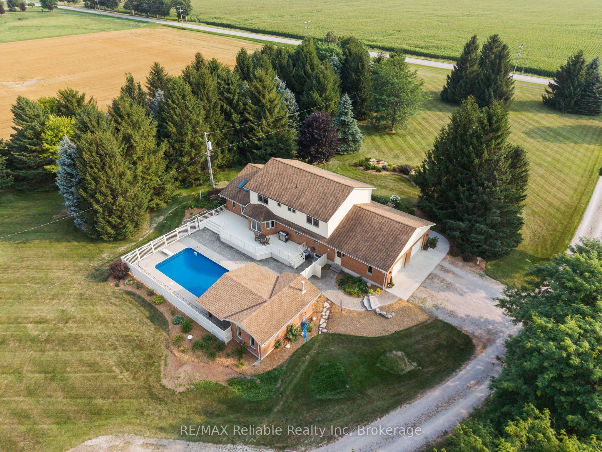 43804 Hydro Line Road Property Photo 45