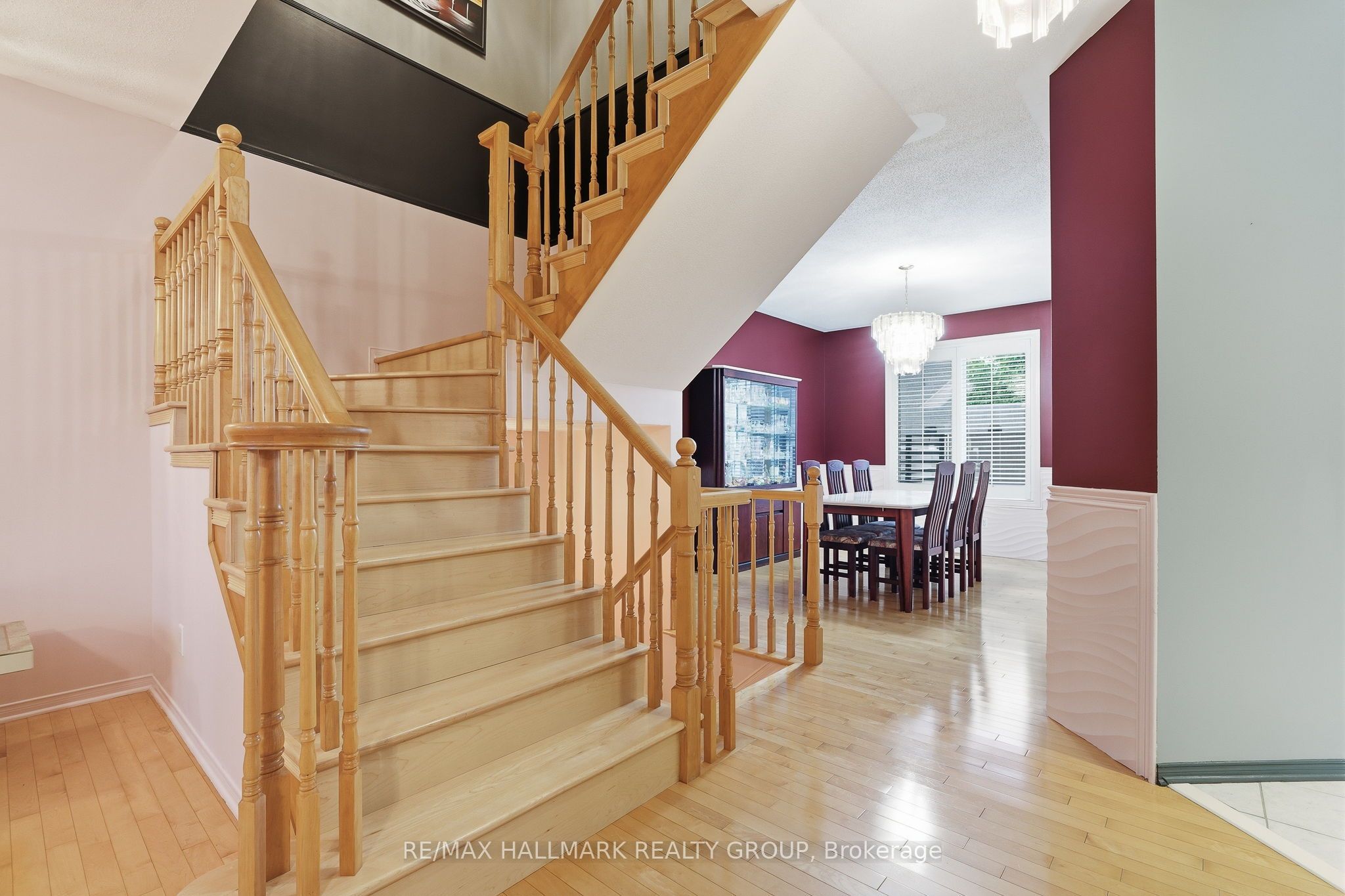 563 Evangeline Street Property Photo 11