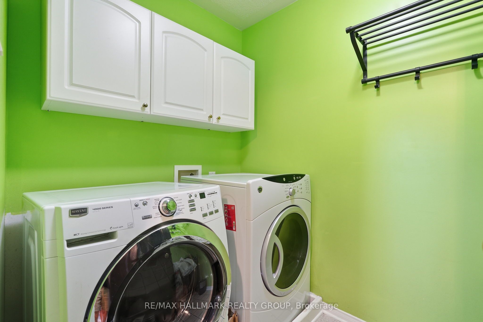 563 Evangeline Street Property Photo 23