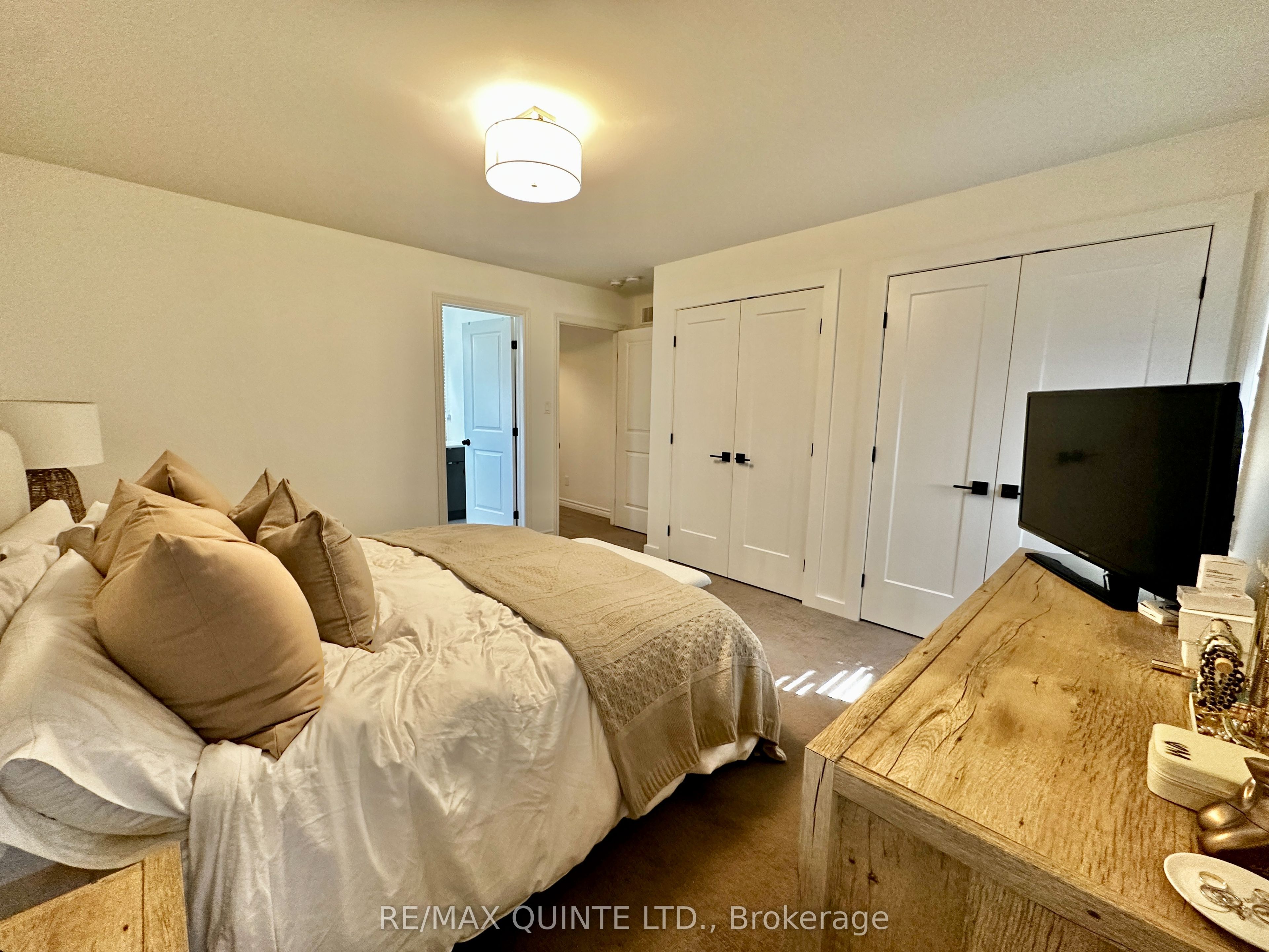 138 Greenhill Lane Property Photo 33