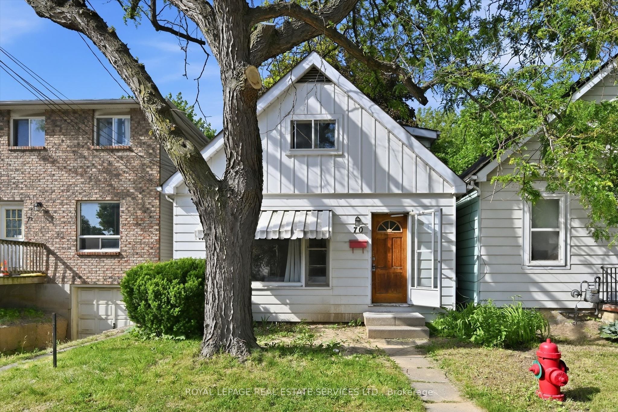 70 Ward Avenue Property Photo 1
