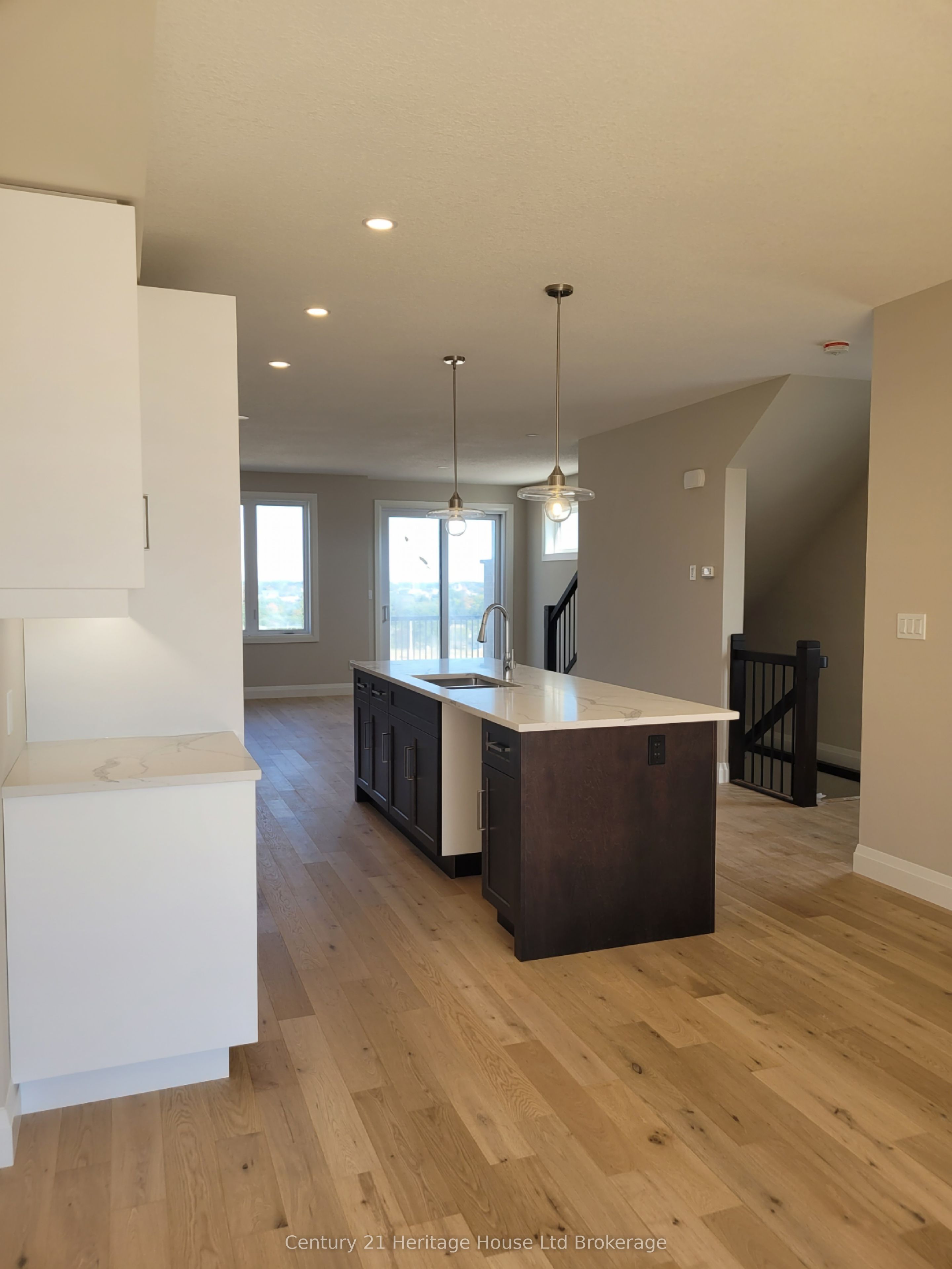310 Kading Crescent Property Photo 10