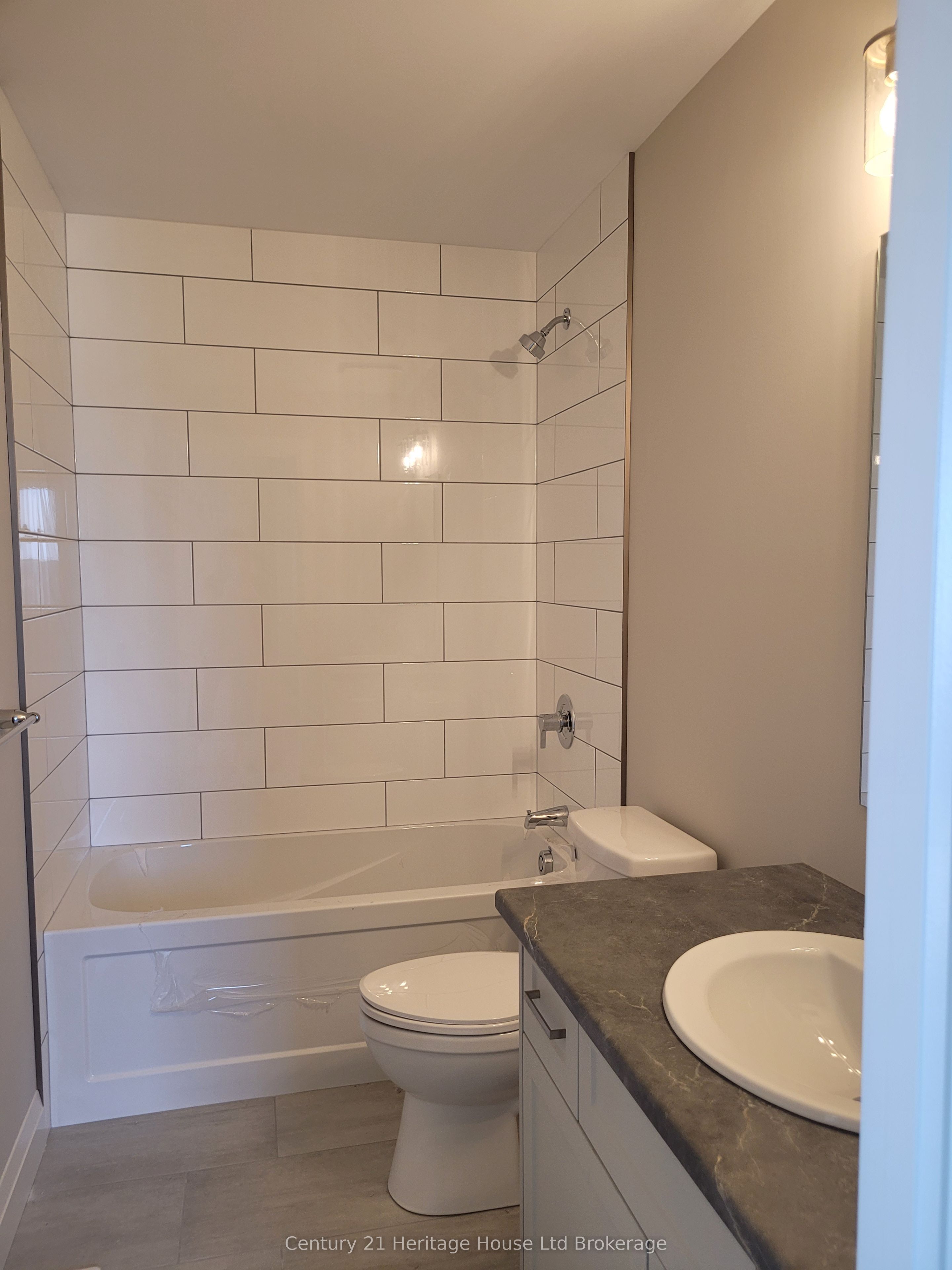 310 Kading Crescent Property Photo 18