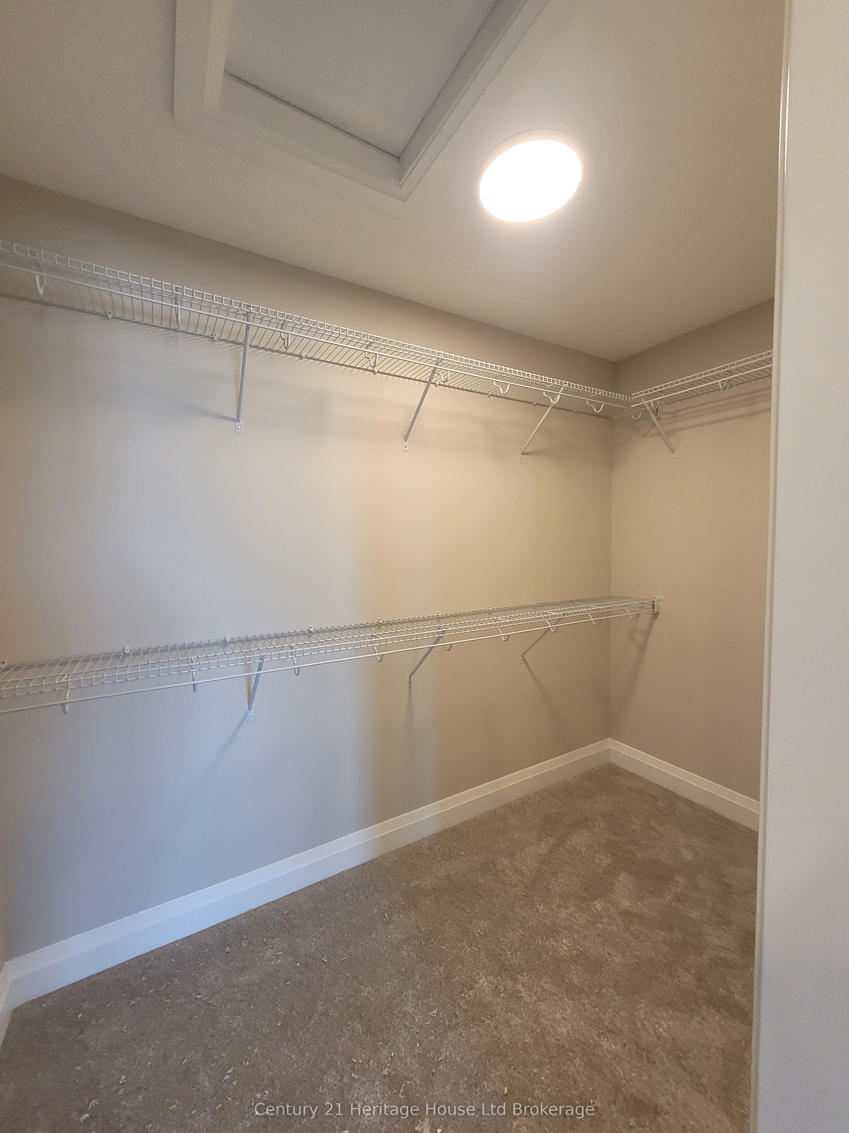 310 Kading Crescent Property Photo 21