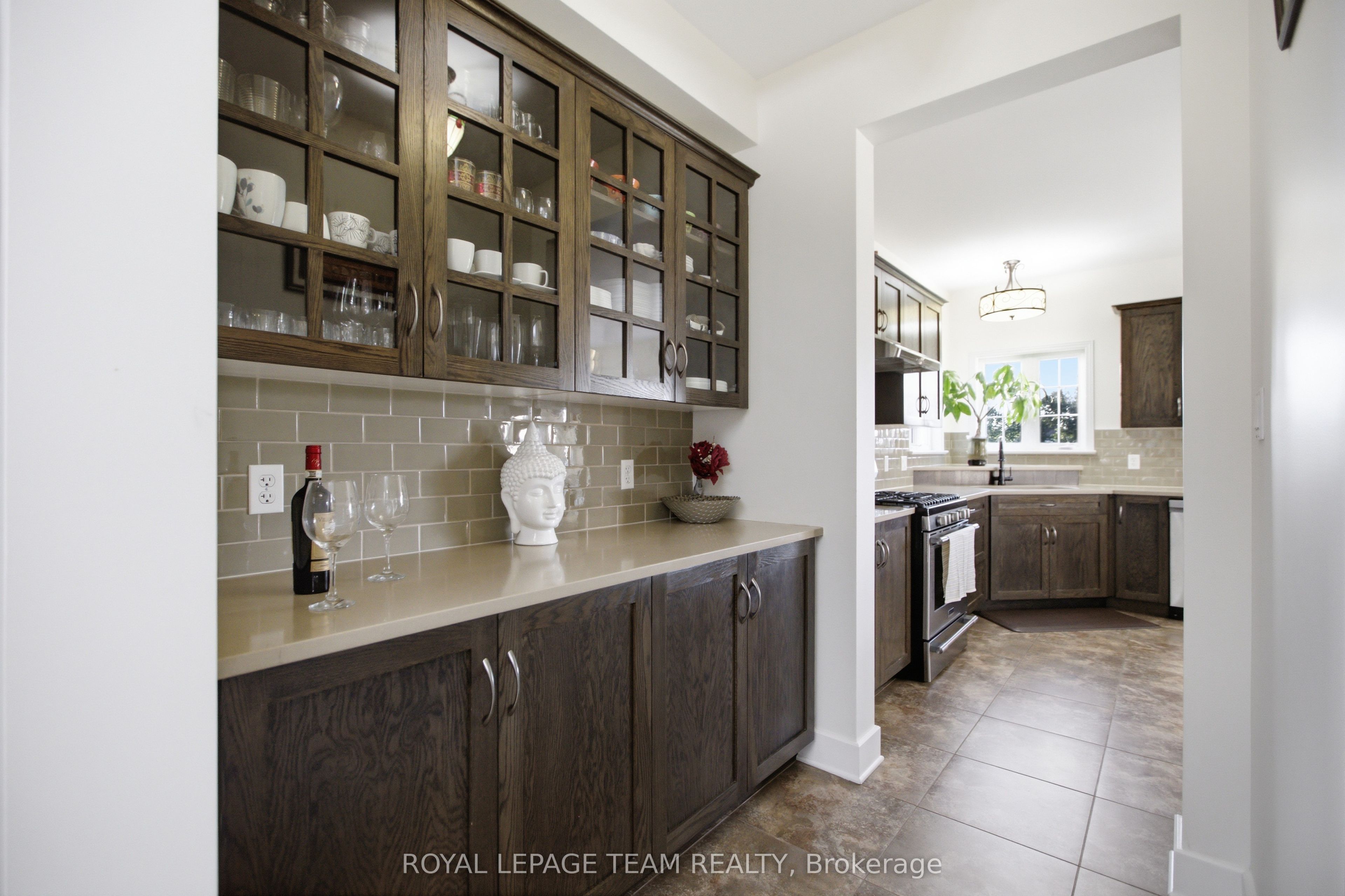 790 Kilbirnie Drive Property Photo 15
