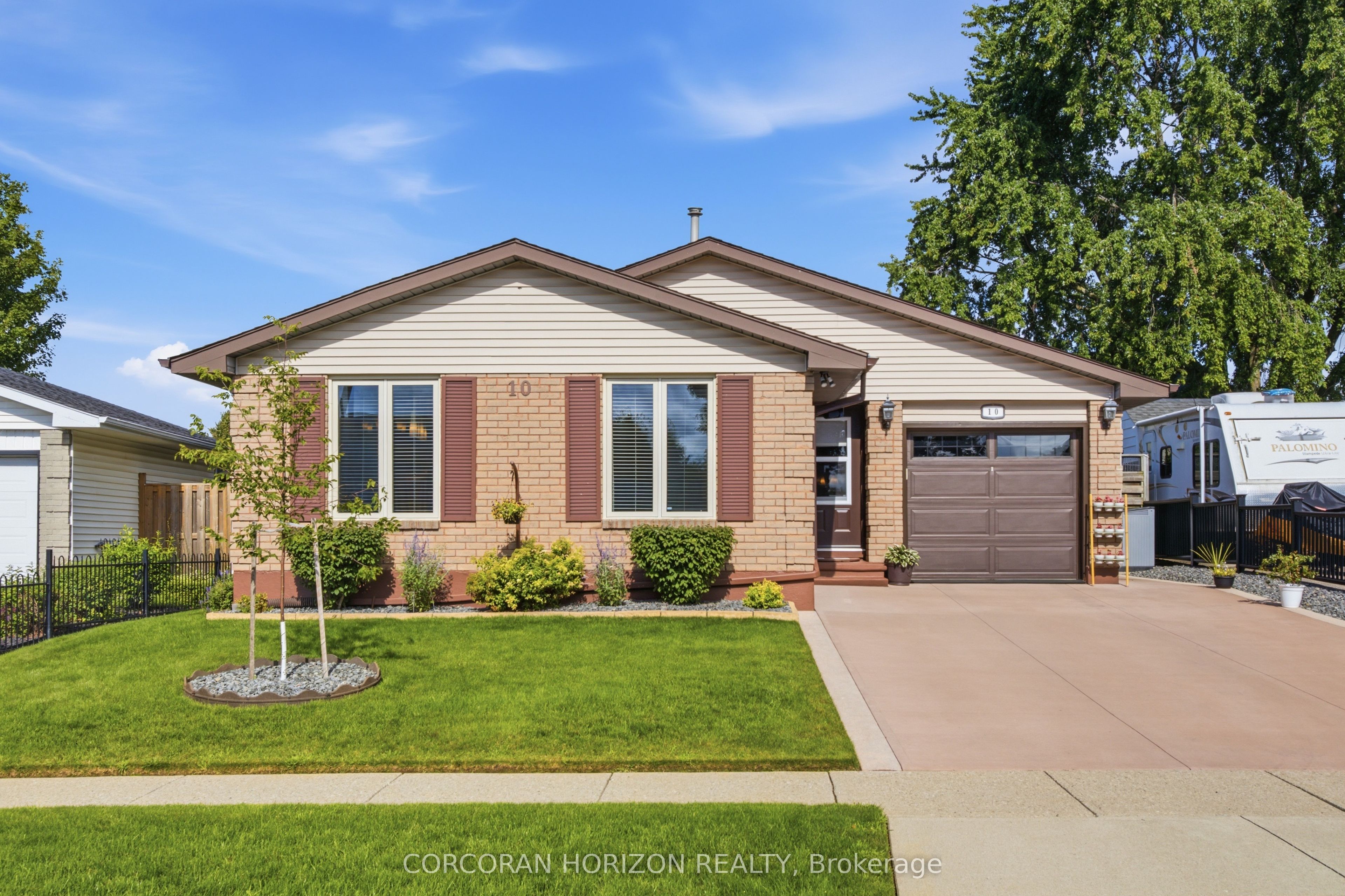 10 Macatee Place Property Photo 1