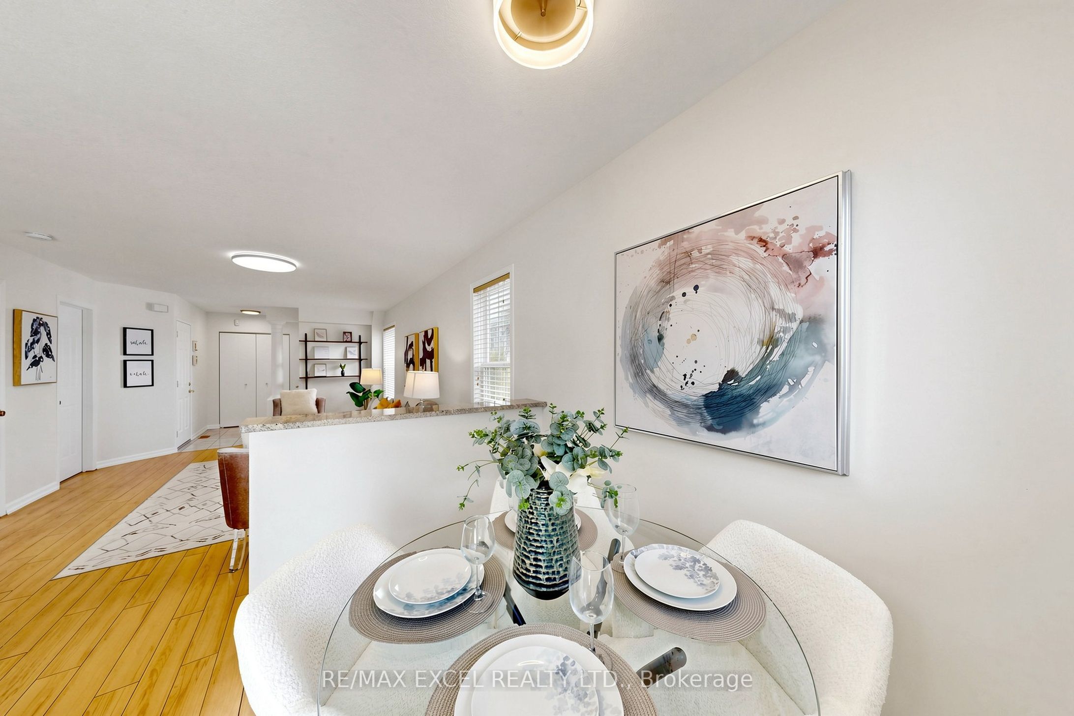 548 Mariner Drive Property Photo 8