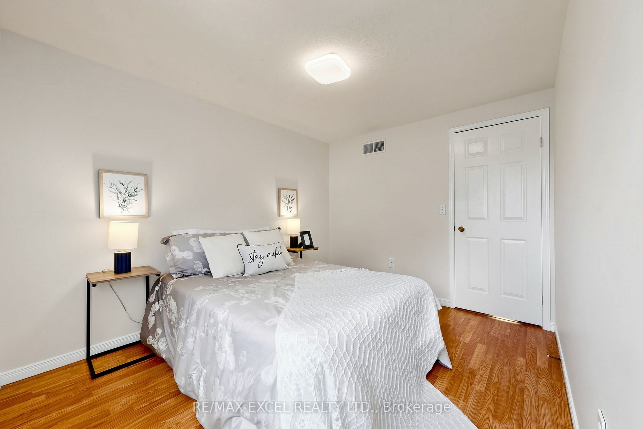 548 Mariner Drive Property Photo 12