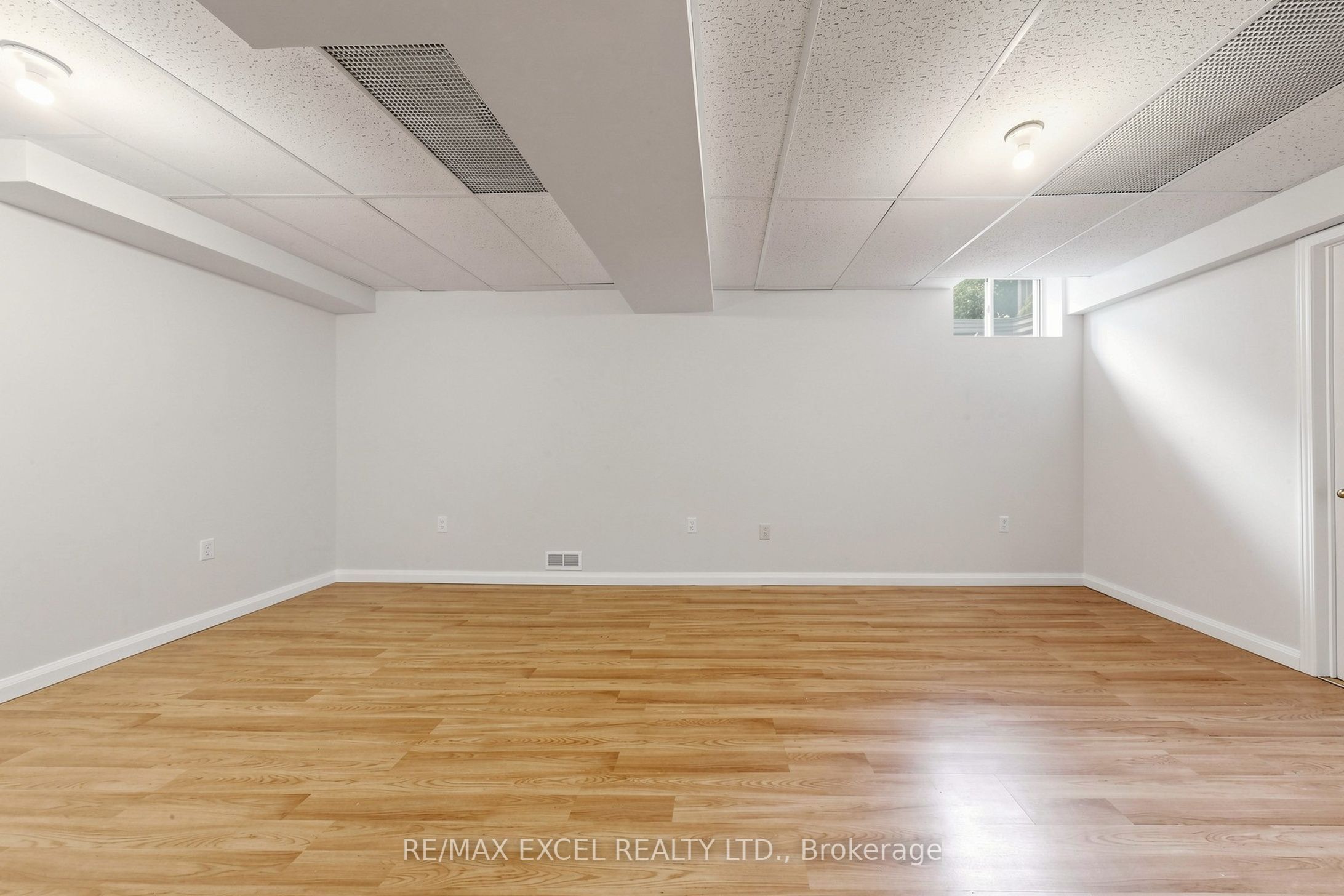 548 Mariner Drive Property Photo 25