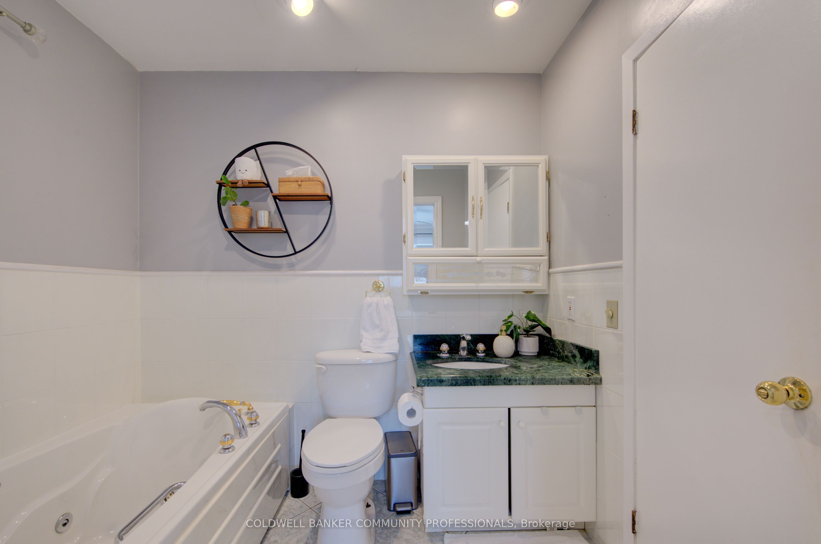2 Allanton Boulevard Property Photo 12