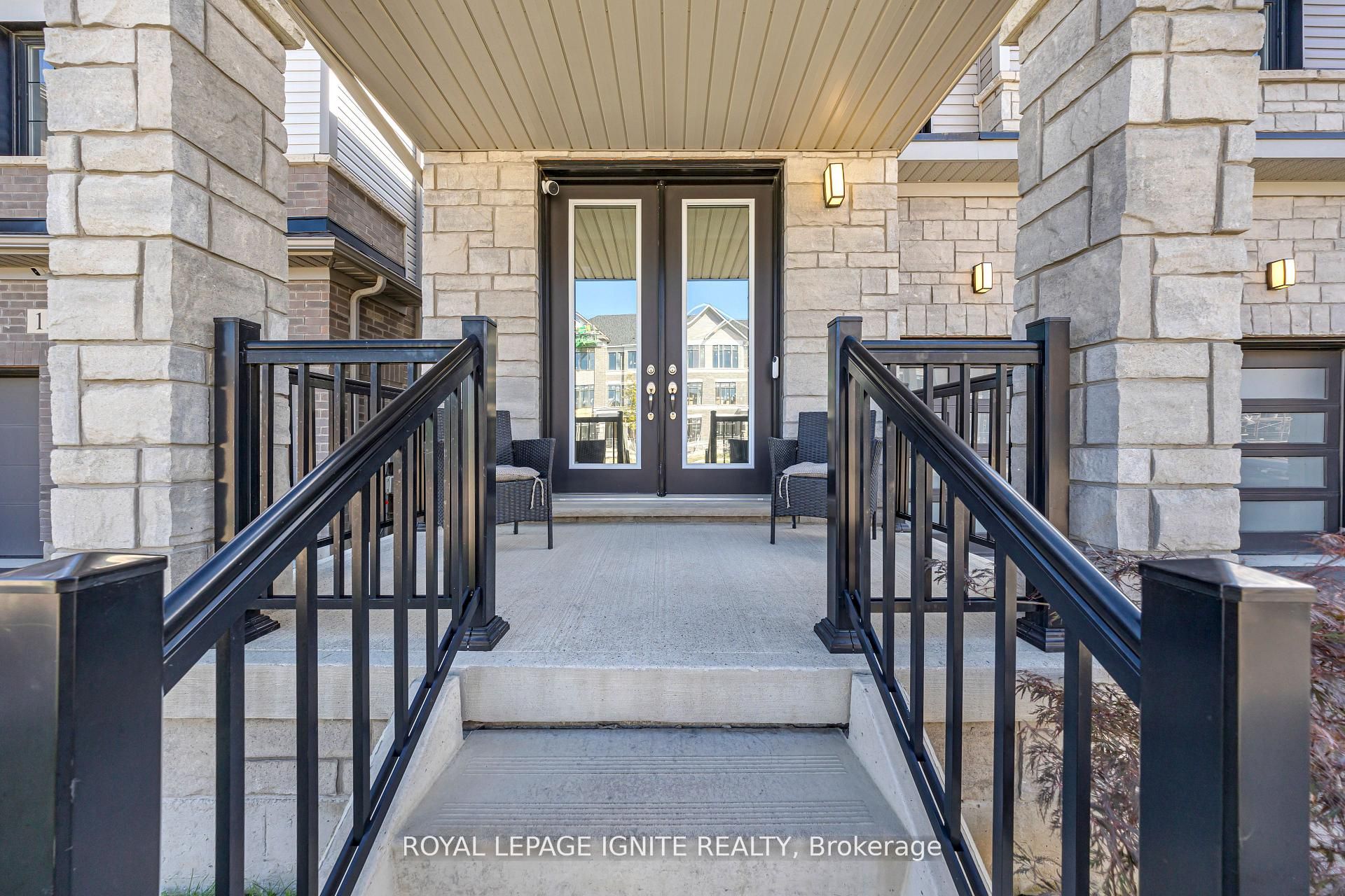 163 Spitfire Drive Property Photo 3