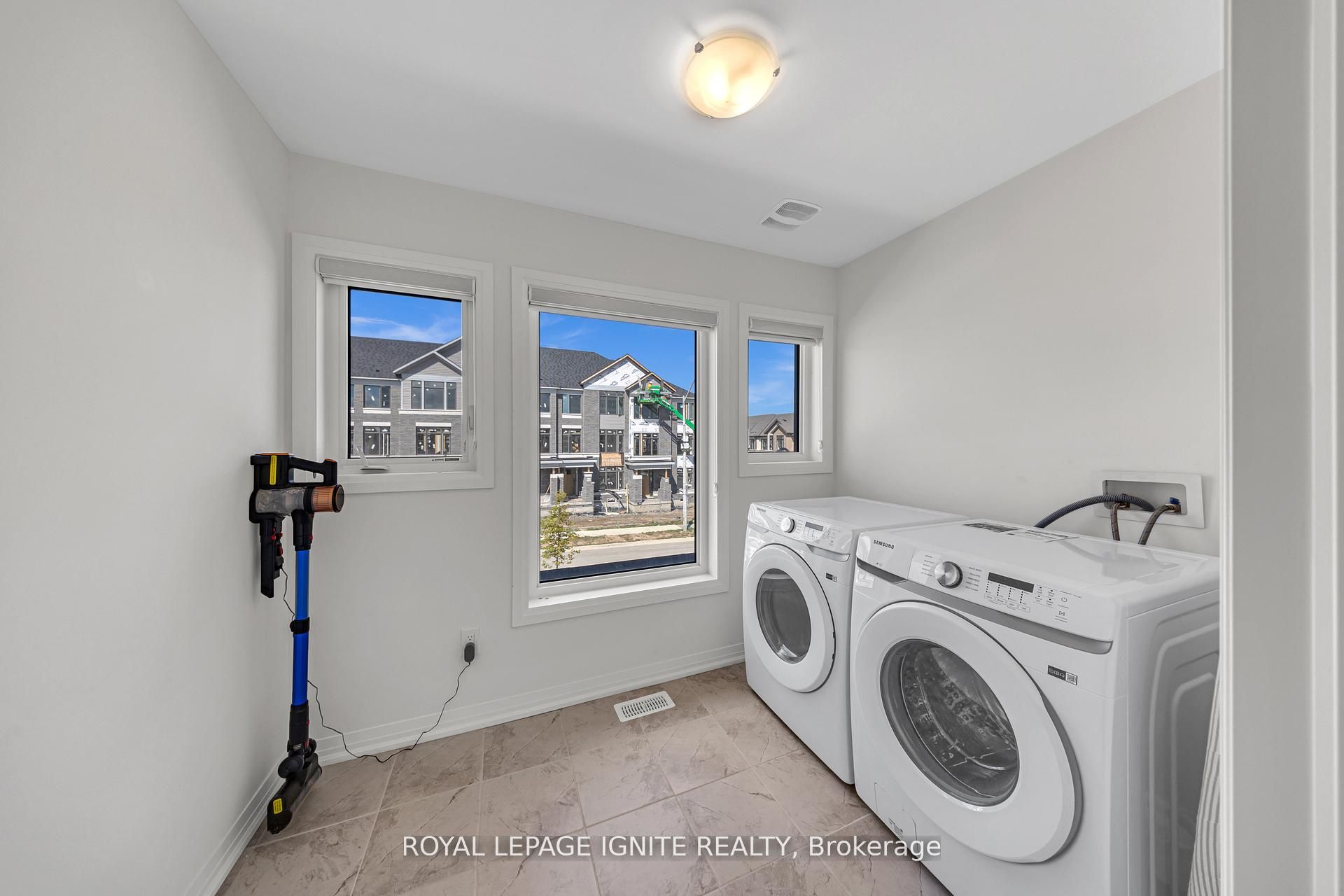 163 Spitfire Drive Property Photo 22