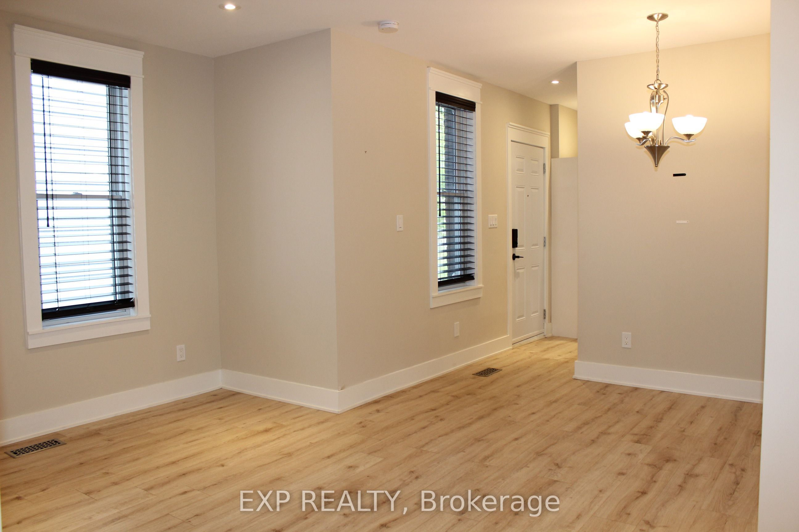 9 Kent Street Property Photo 7