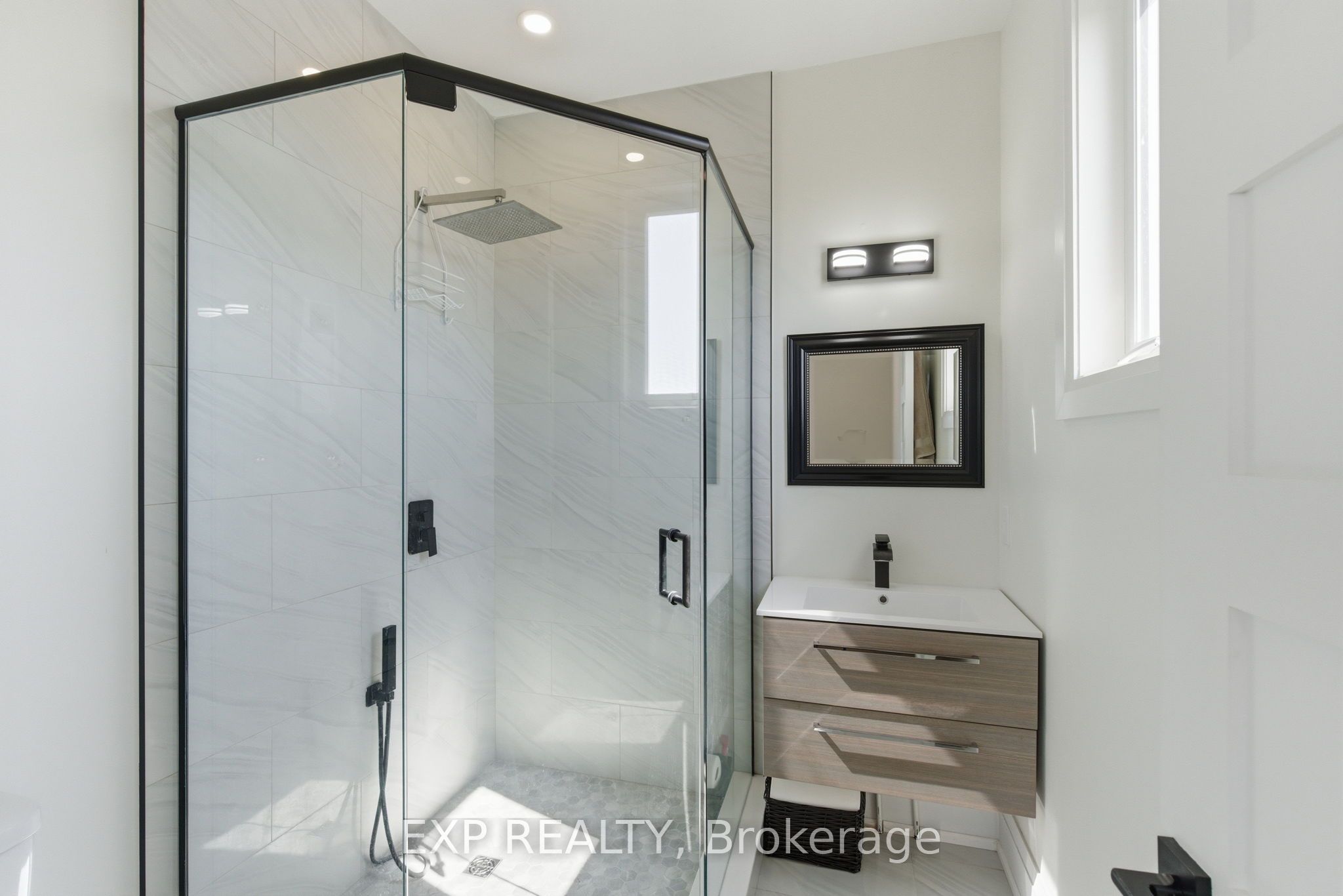 165 Parkview Drive Property Photo 42