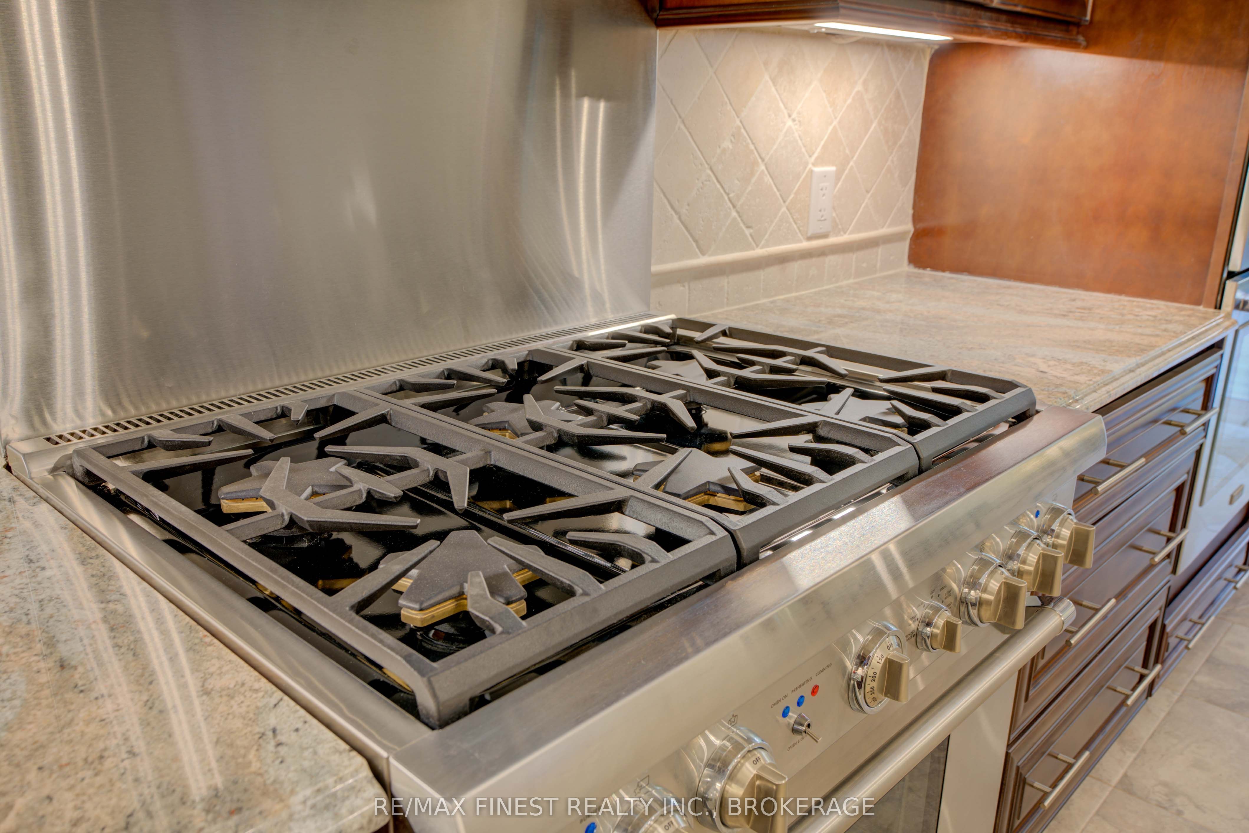 43 Crerar Boulevard Property Photo 17