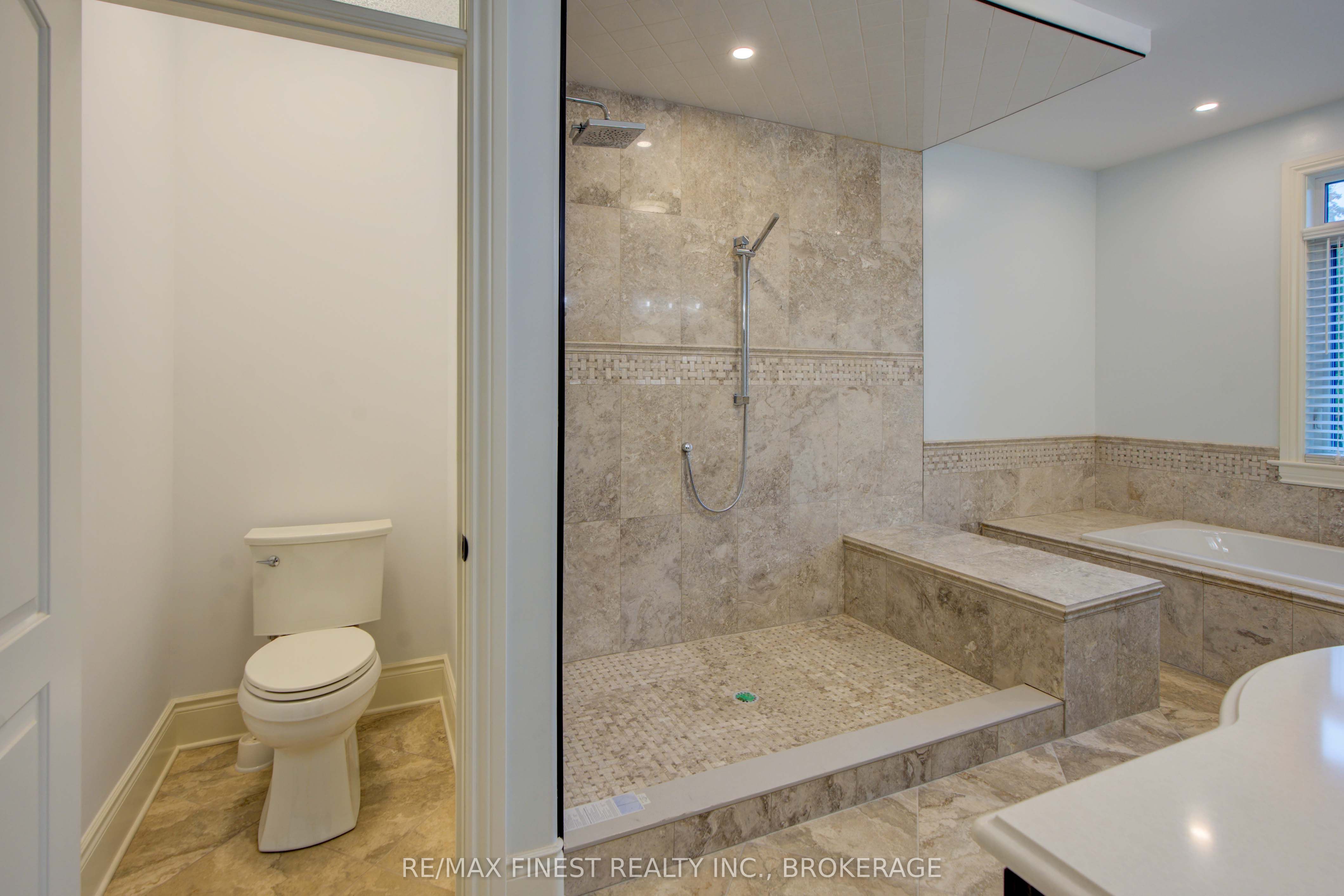 43 Crerar Boulevard Property Photo 28