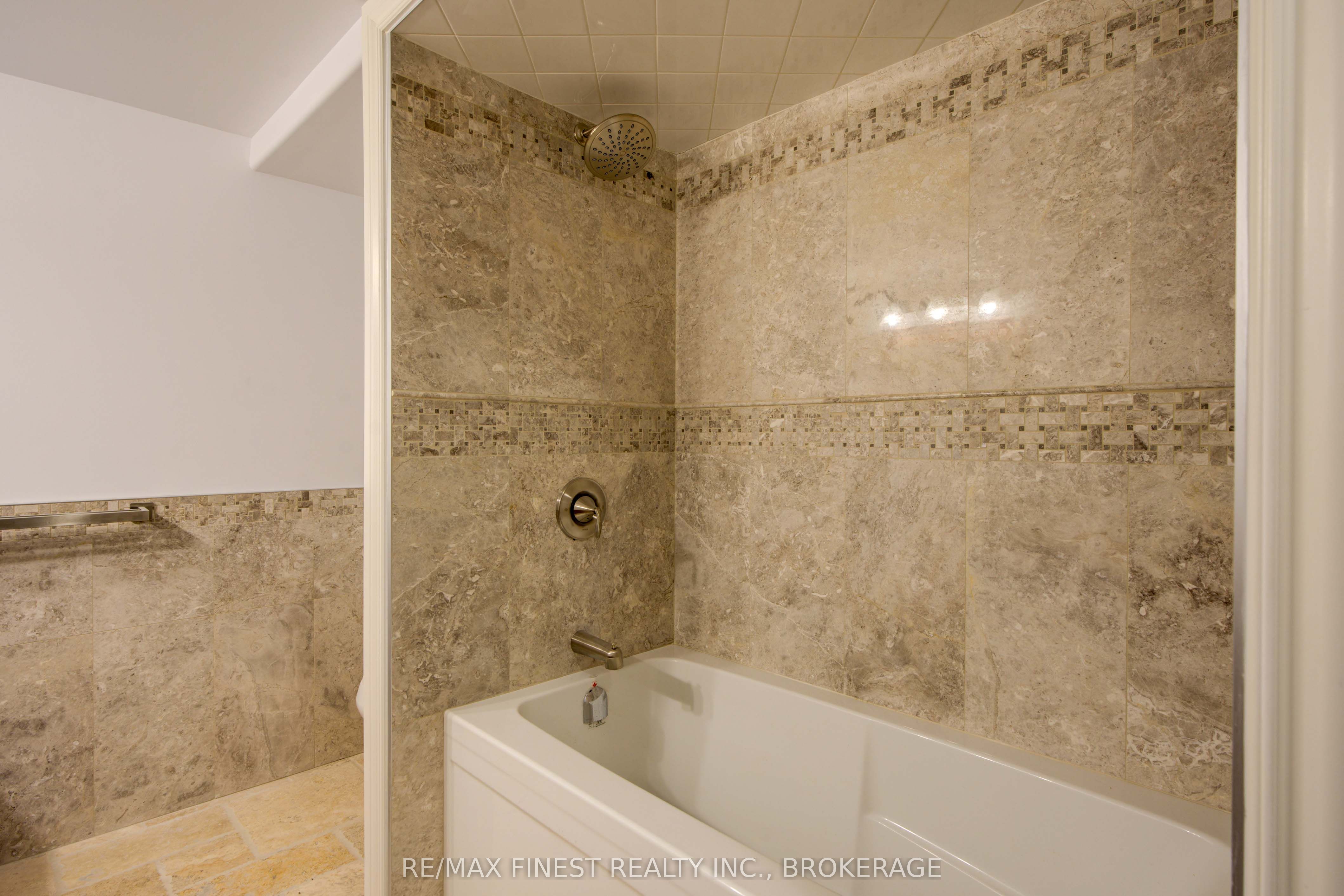 43 Crerar Boulevard Property Photo 35