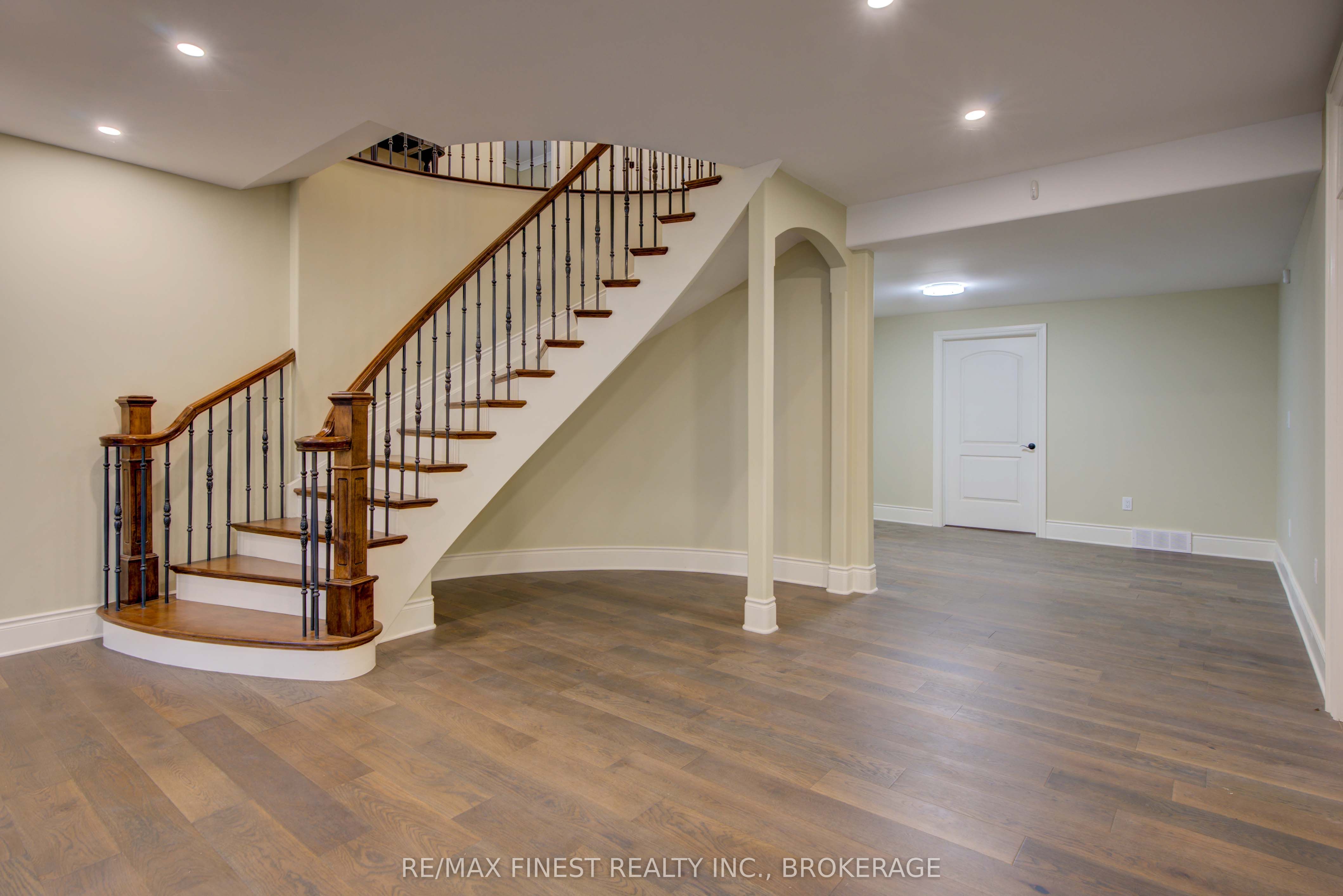 43 Crerar Boulevard Property Photo 39