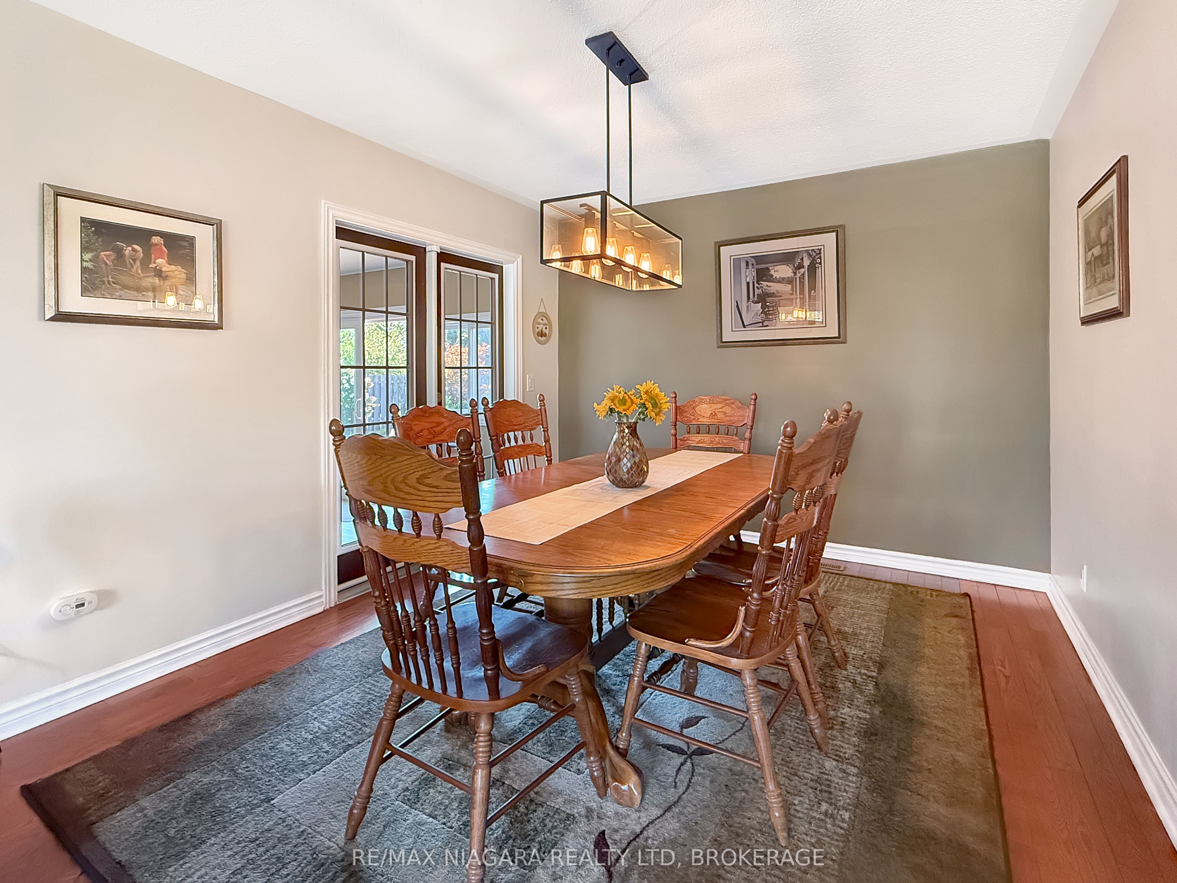 27 Lindbergh Drive Property Photo 11