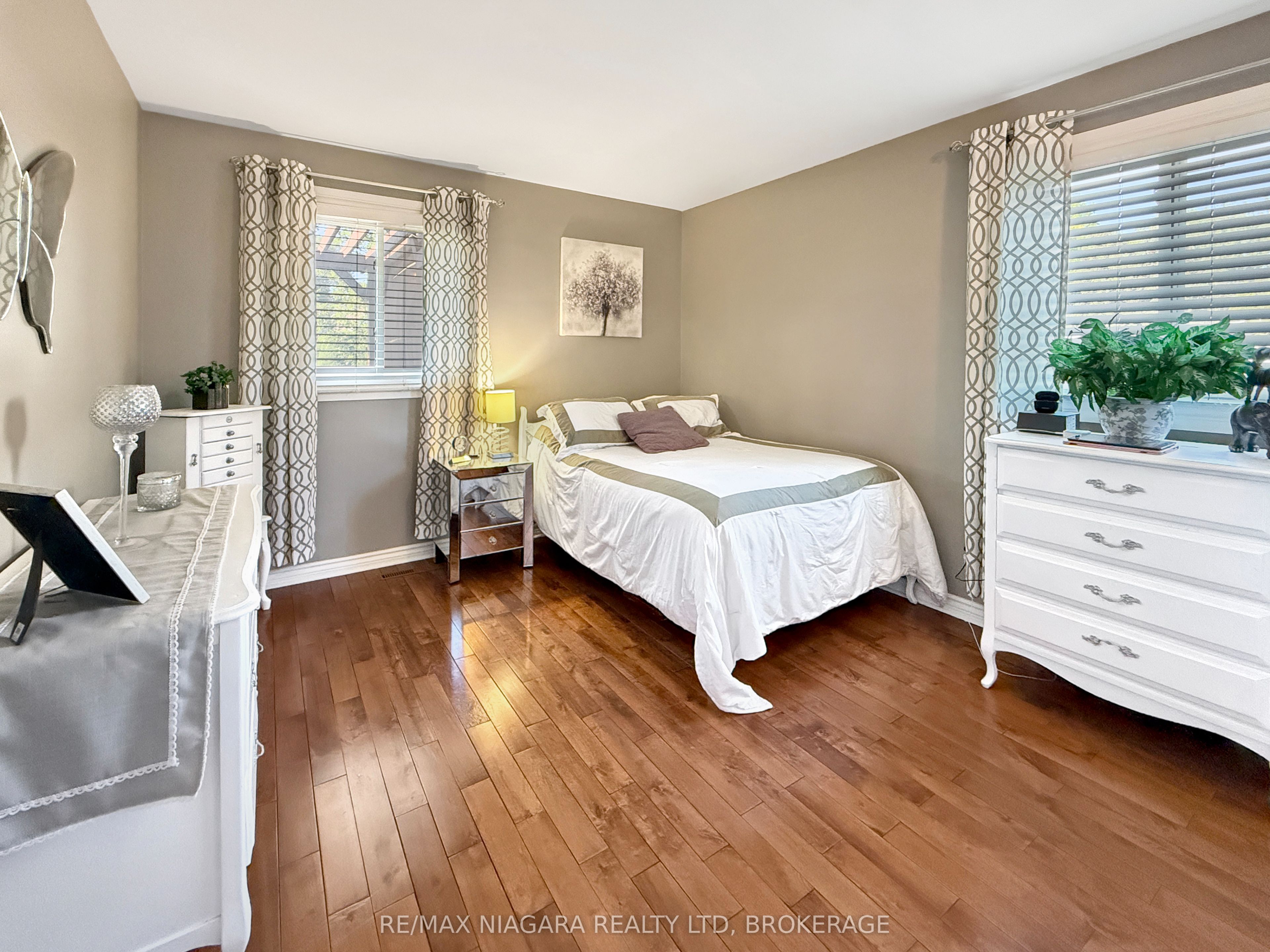 27 Lindbergh Drive Property Photo 16