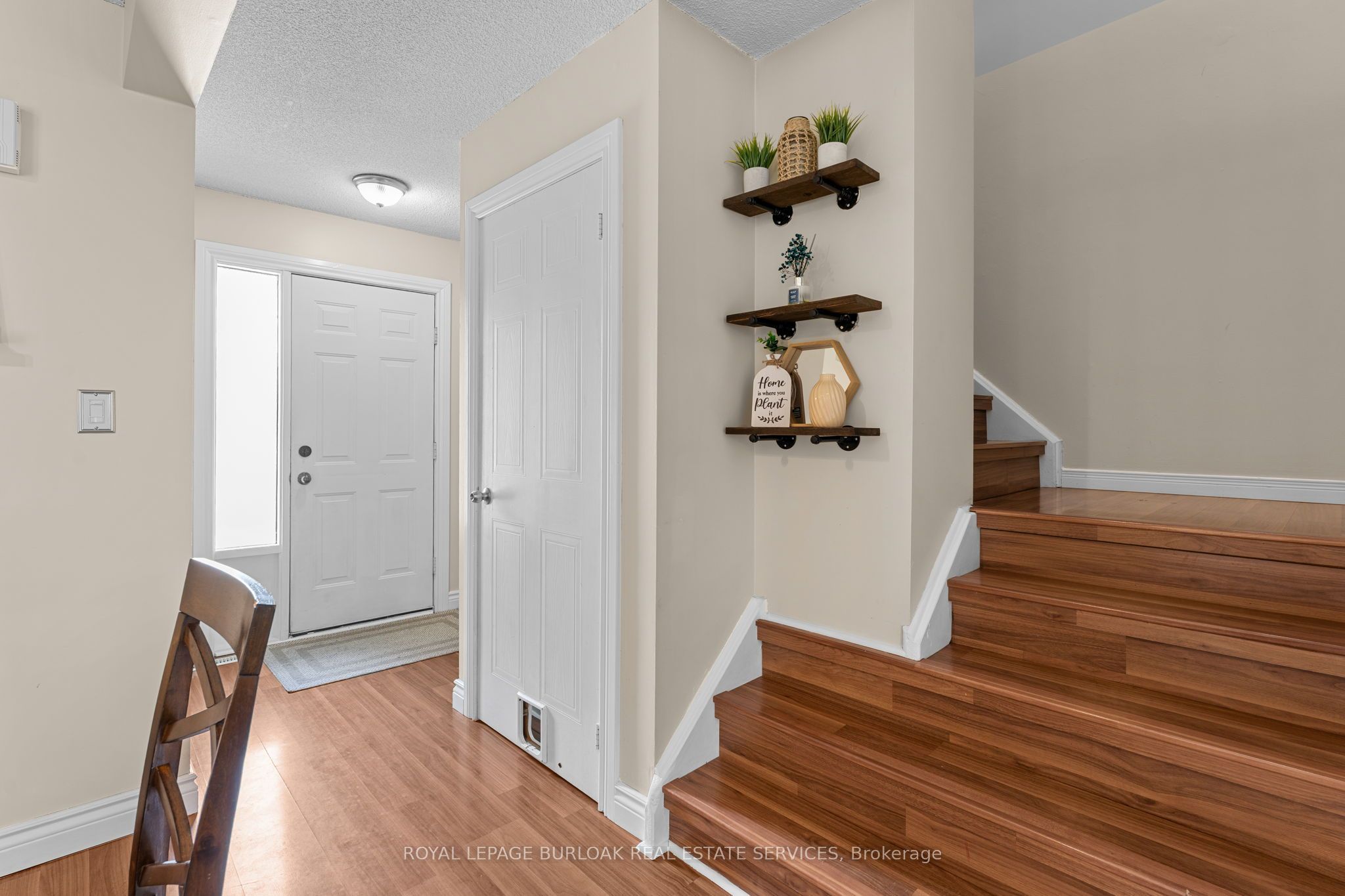 465 Beechwood Place 12 Property Photo 10