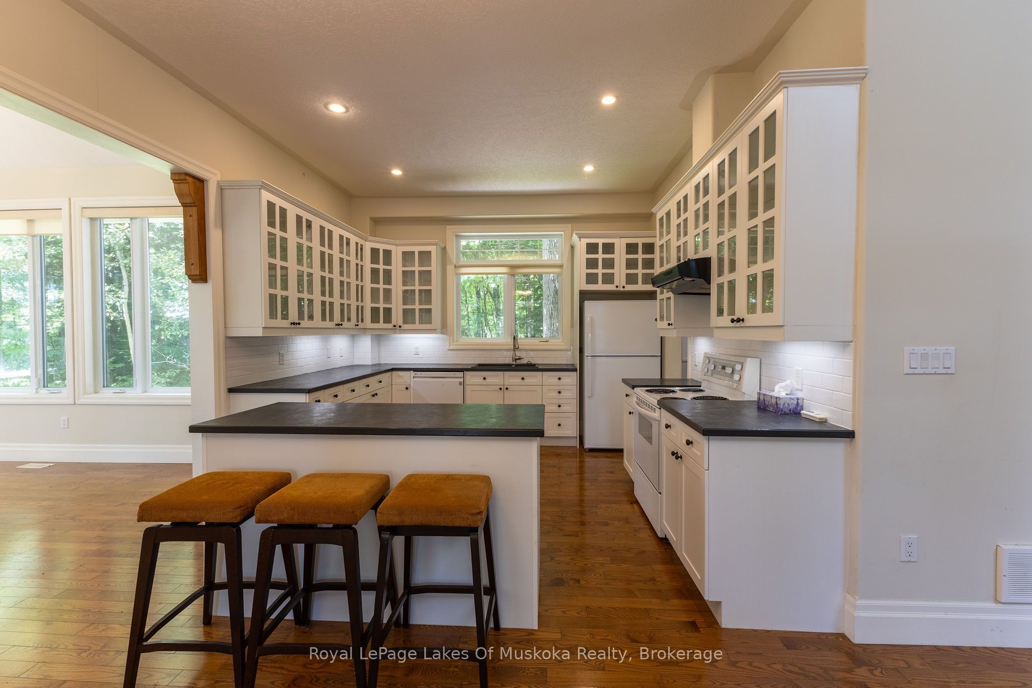 25-1235 Shea Road Property Photo 11