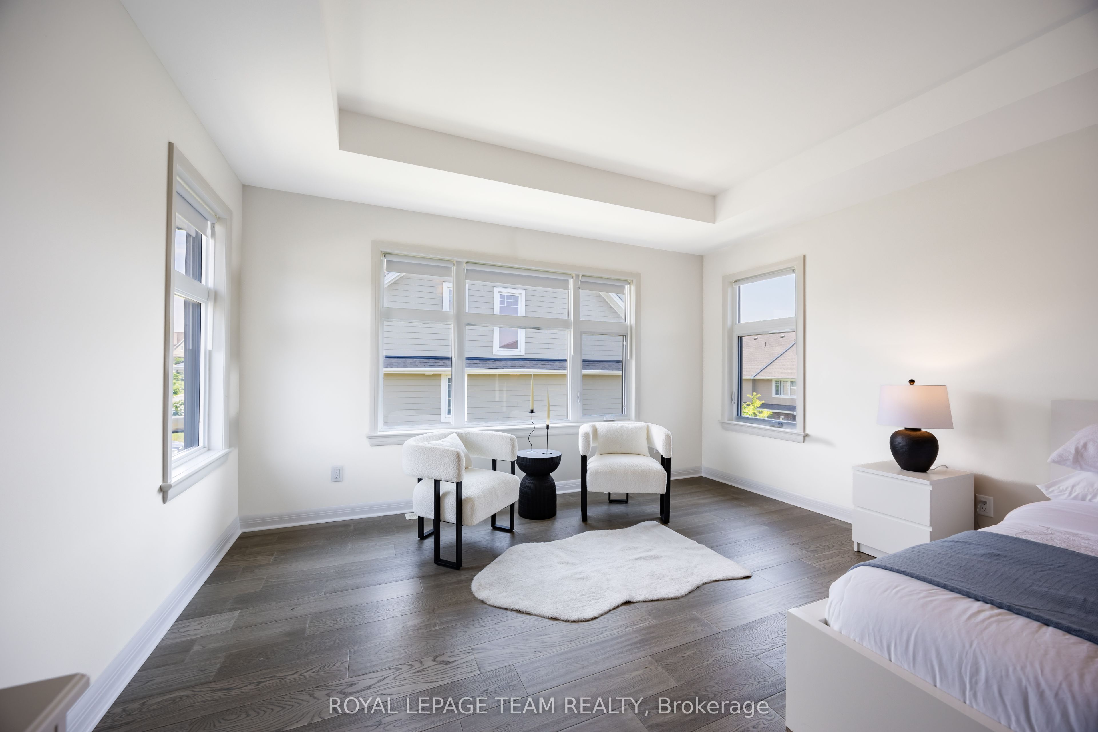 131 Escarpment Crescent Property Photo 25