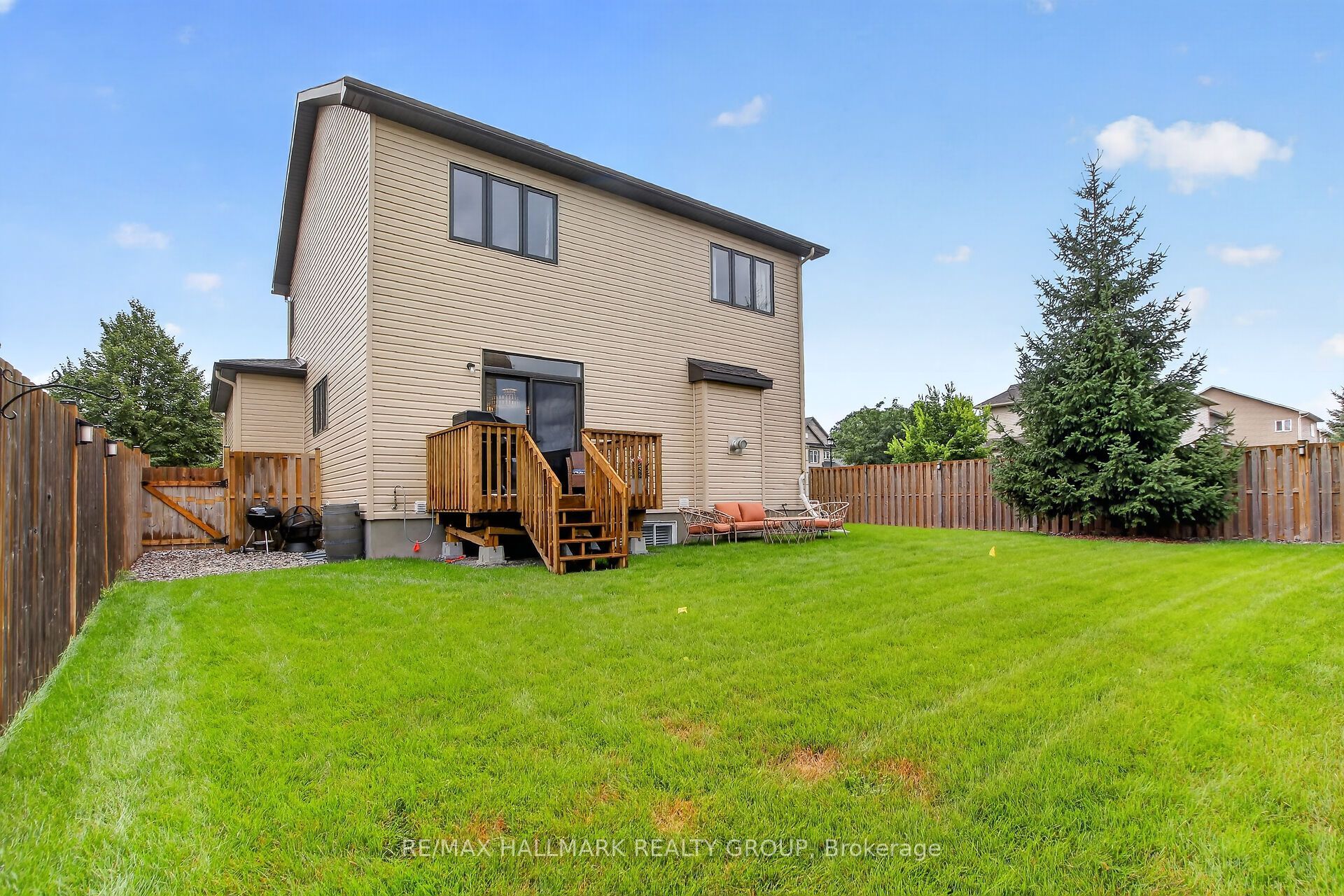 128 Francis Street Property Photo 45