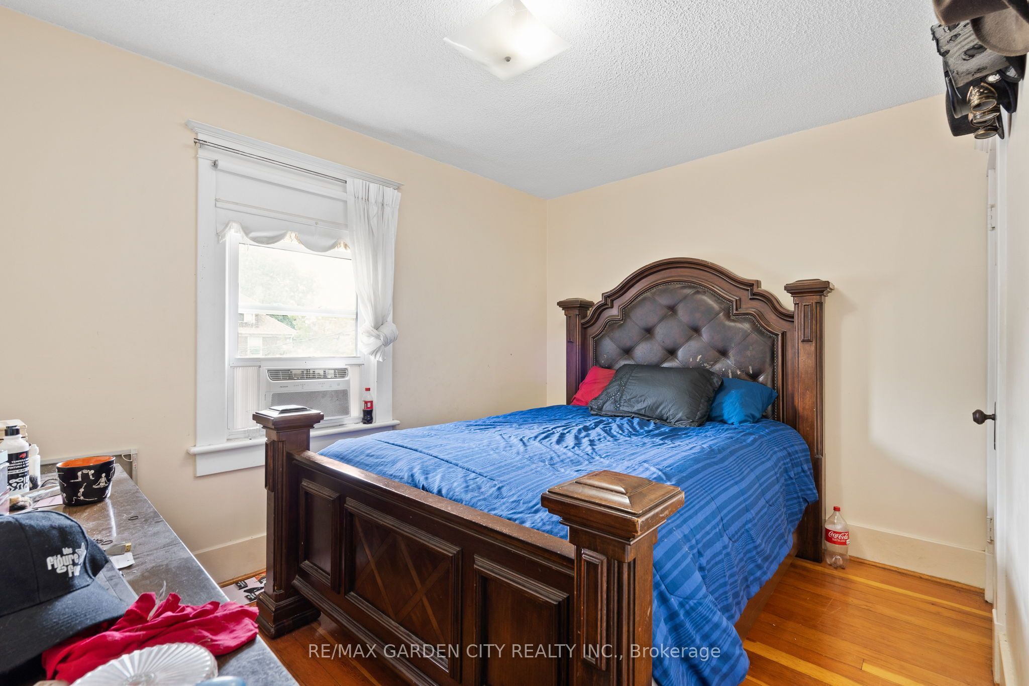4842 Fourth Avenue Property Photo 13