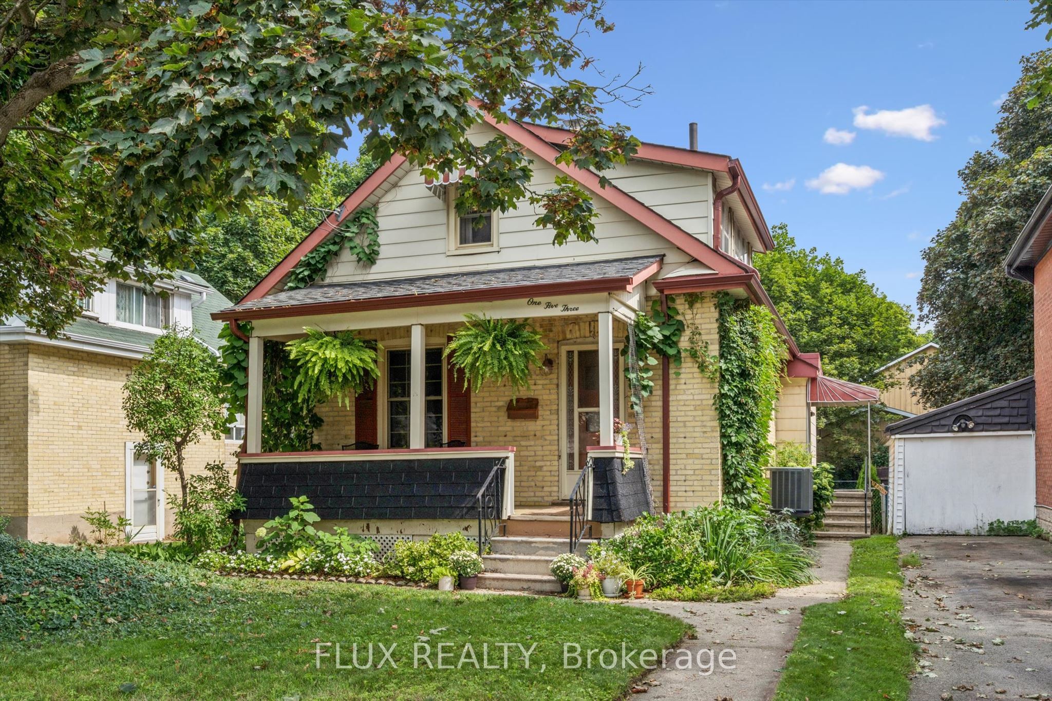 153 Hewat Street Property Photo 1