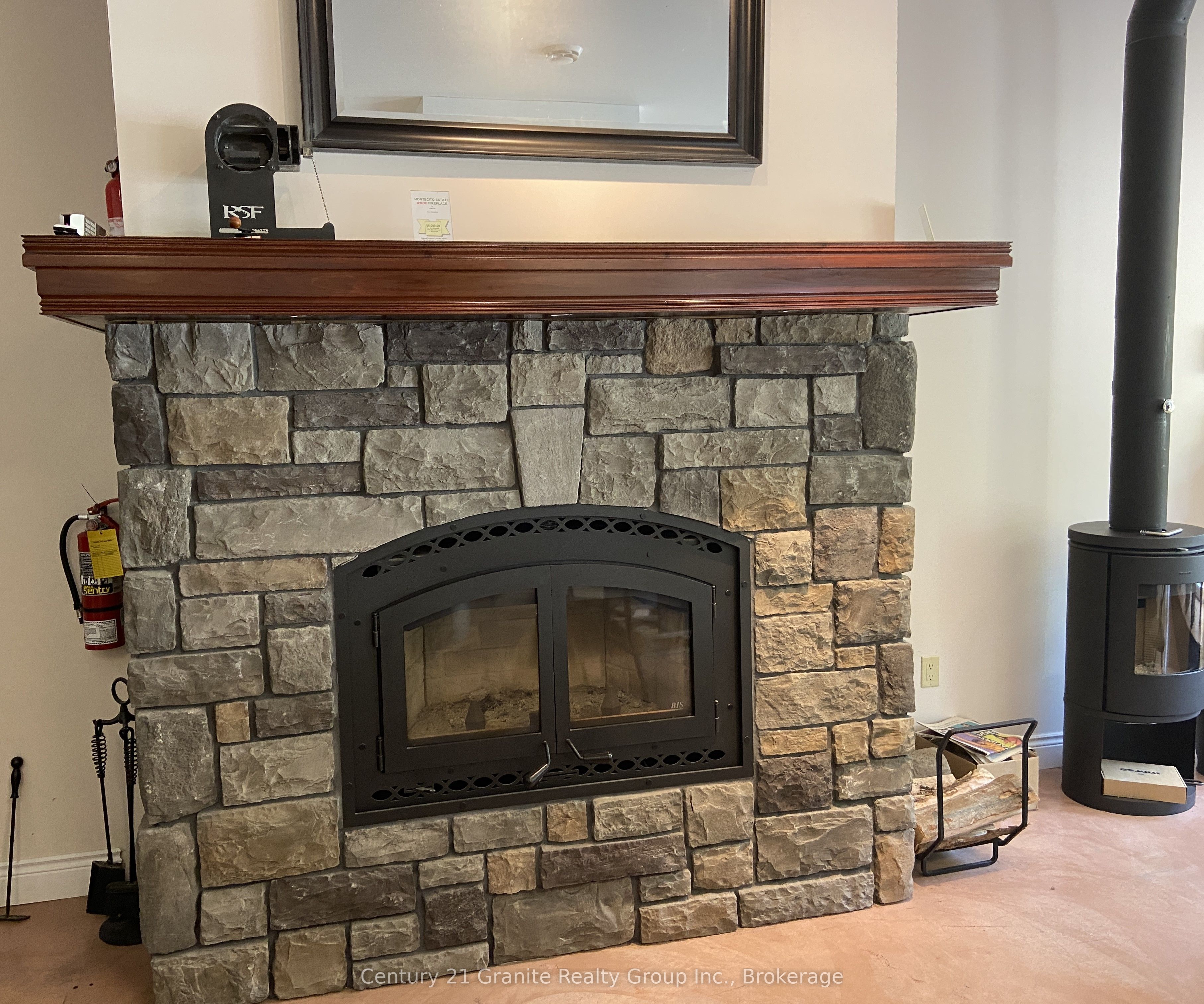 39 Bobcaygeon Road Property Photo 3