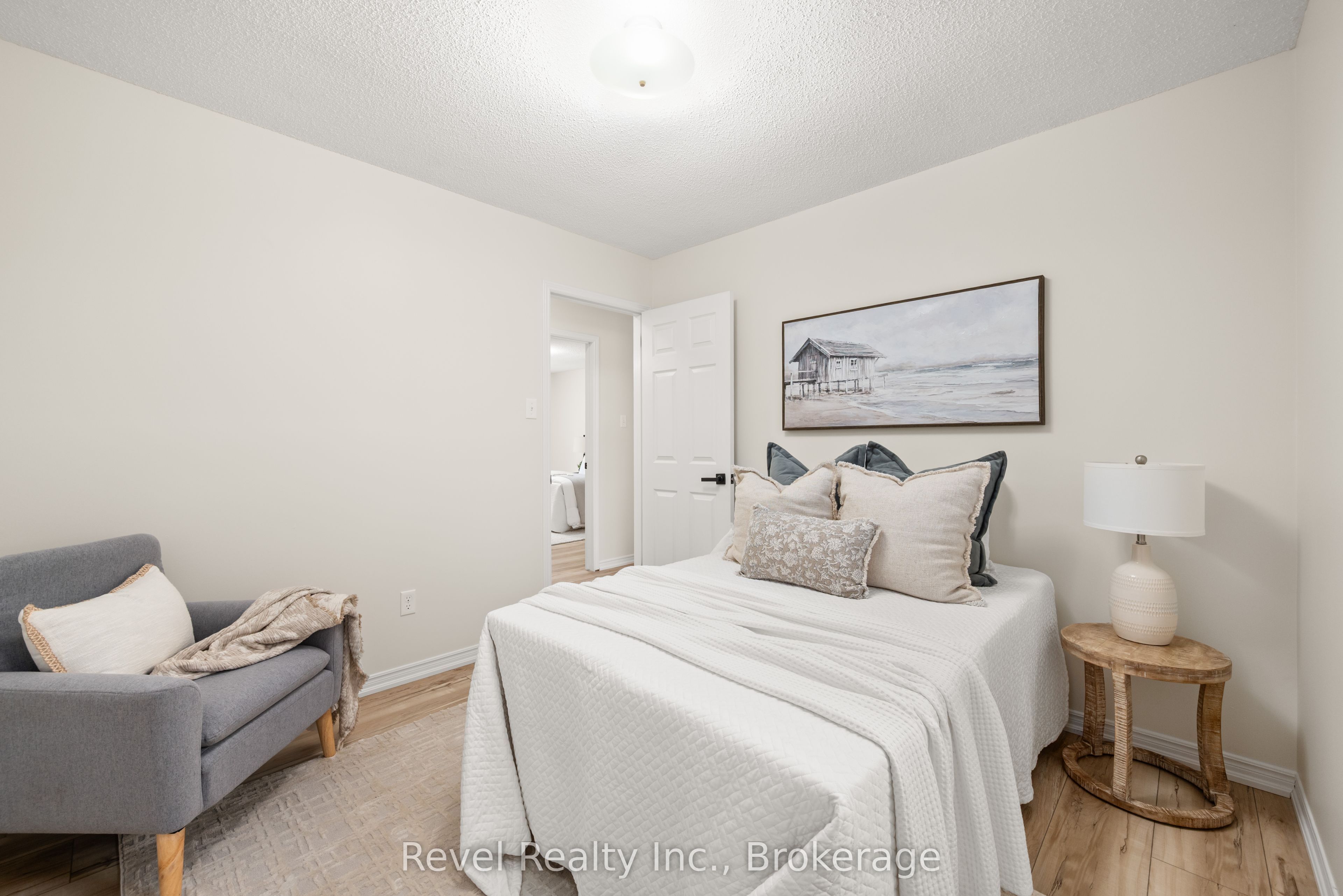 9 Crestwood Avenue Property Photo 18