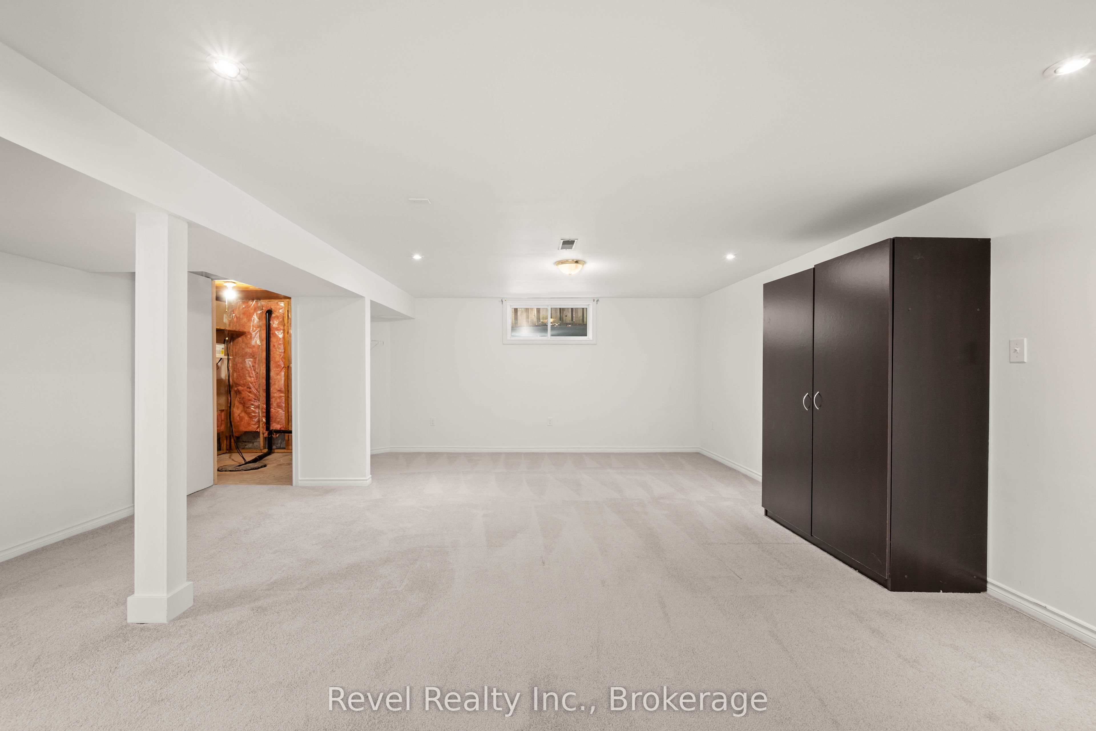 9 Crestwood Avenue Property Photo 28