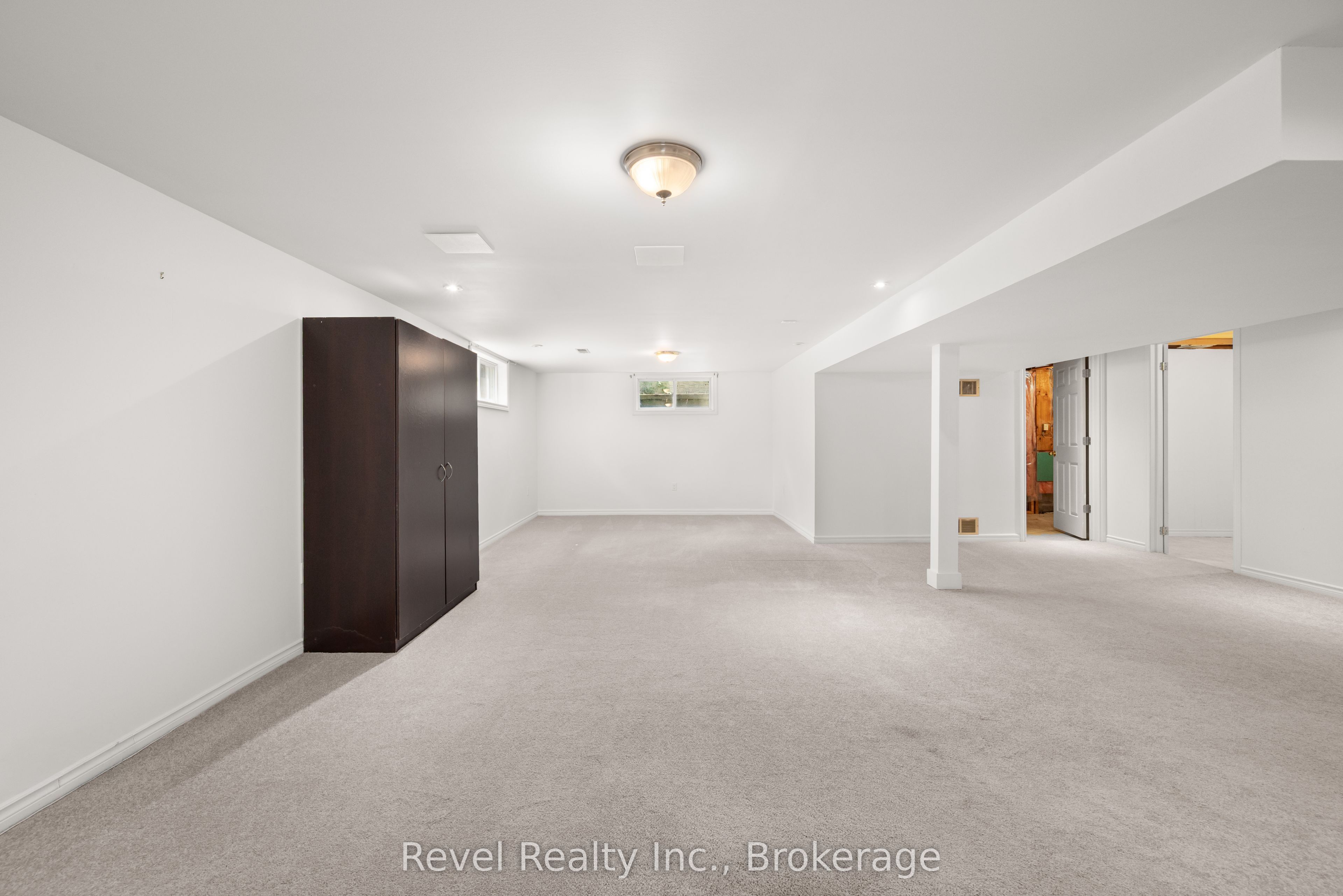 9 Crestwood Avenue Property Photo 29