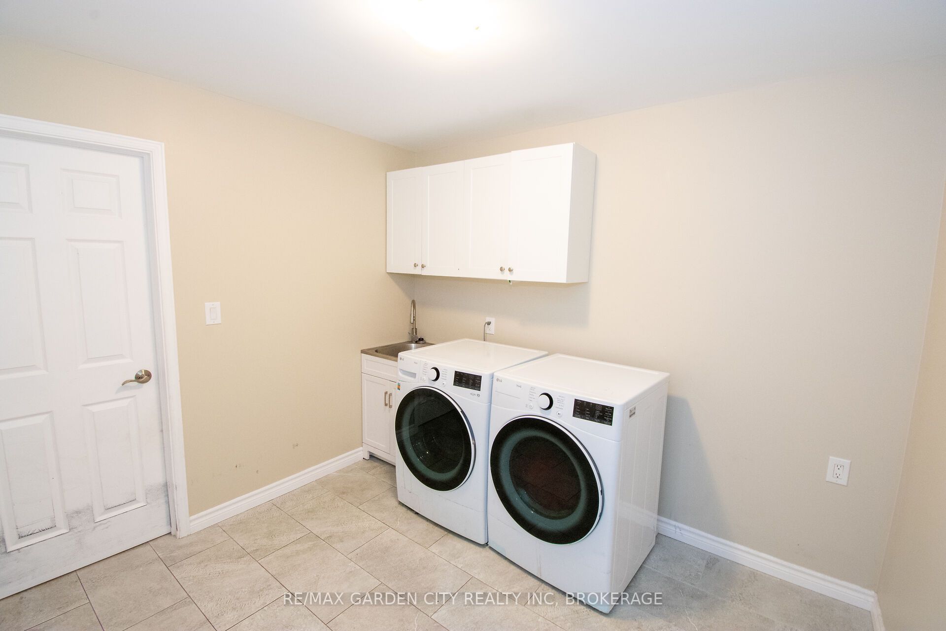 26 Las Road Property Photo 17