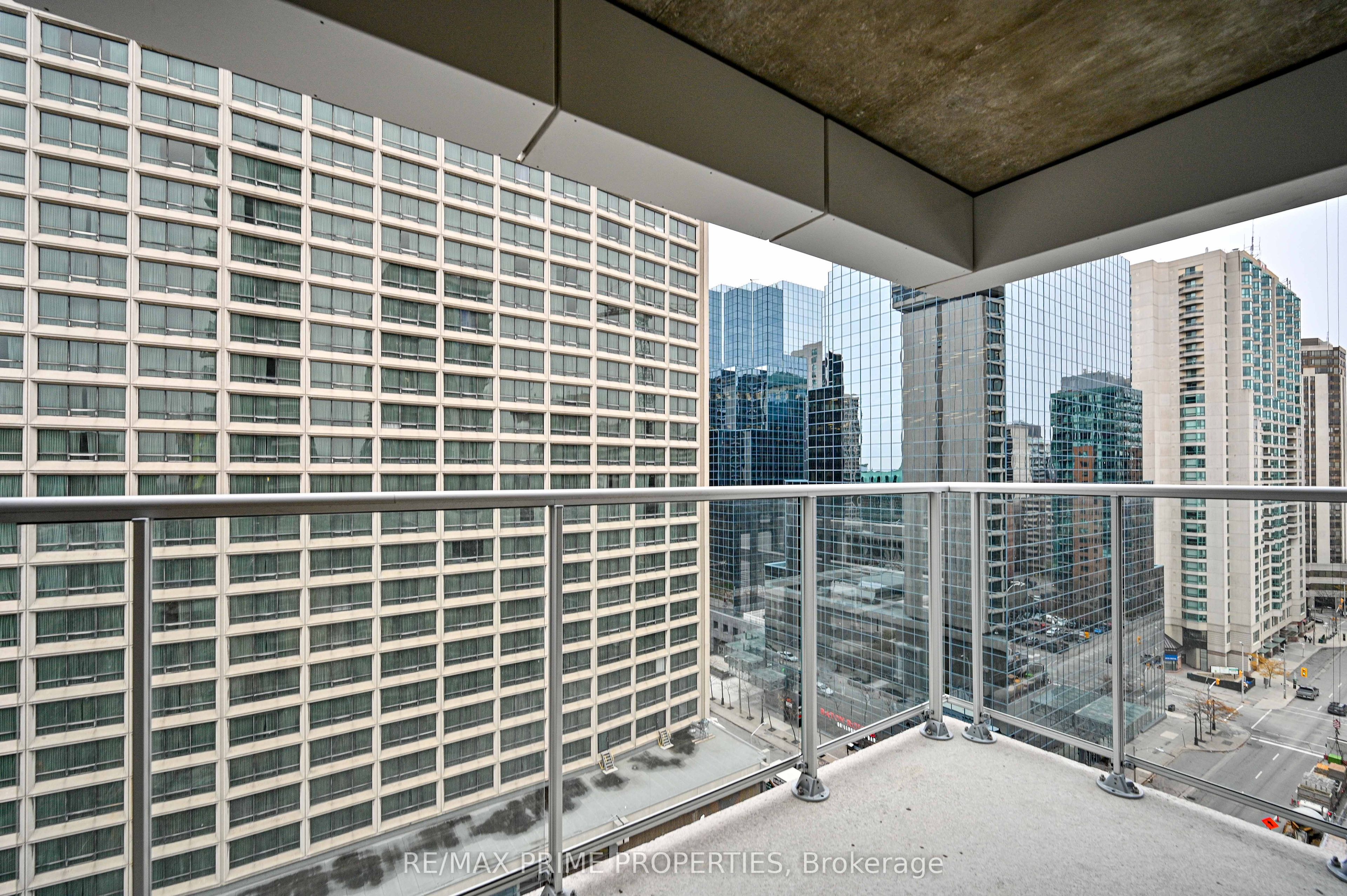 340 Queen Street 1307 Property Photo 19