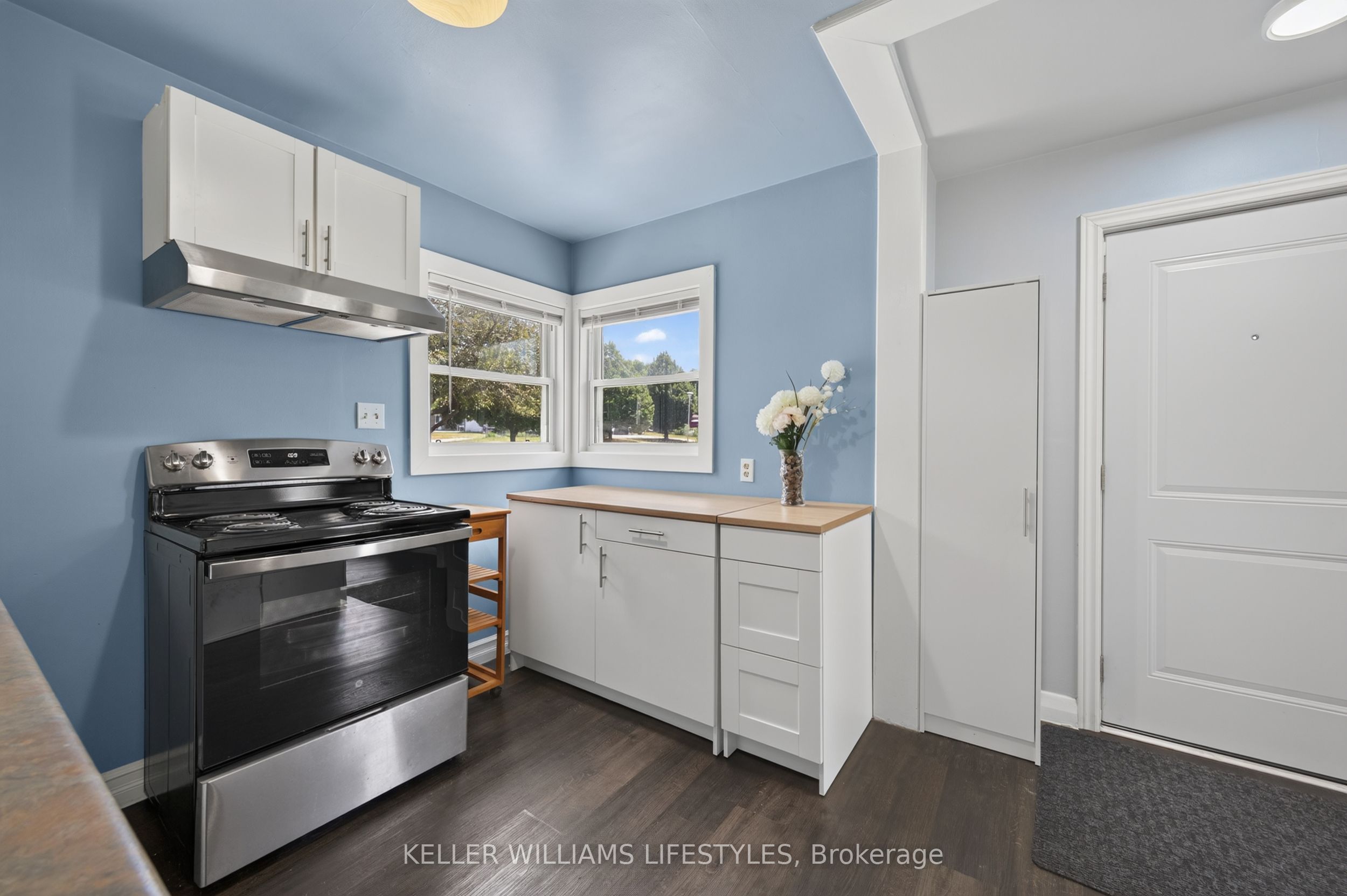 40 Magee Street Property Photo 9