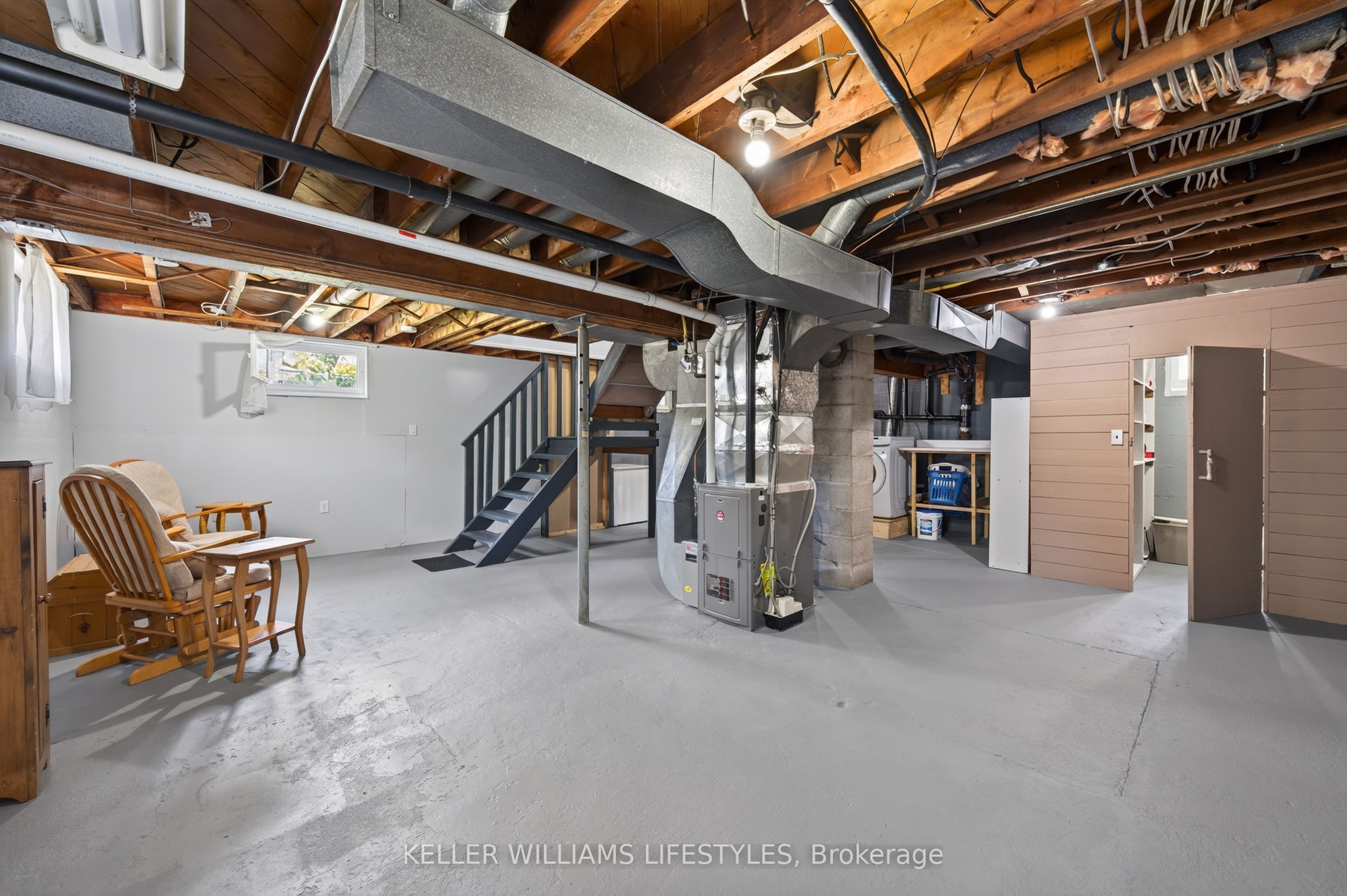 40 Magee Street Property Photo 23