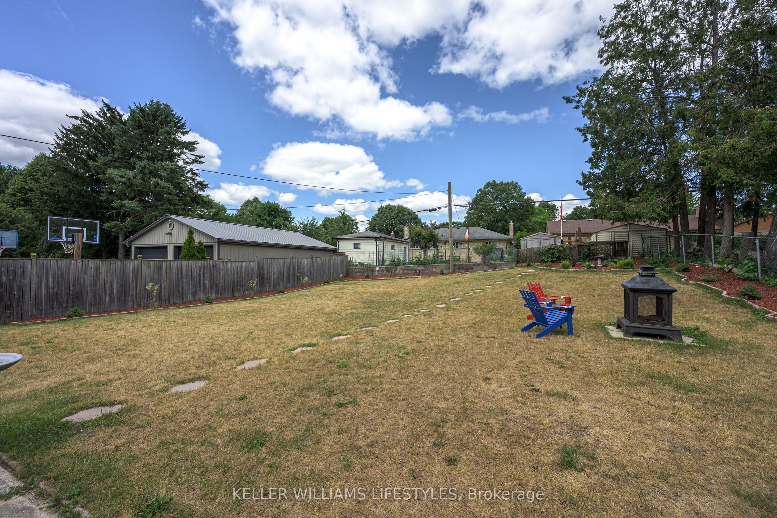 40 Magee Street Property Photo 32