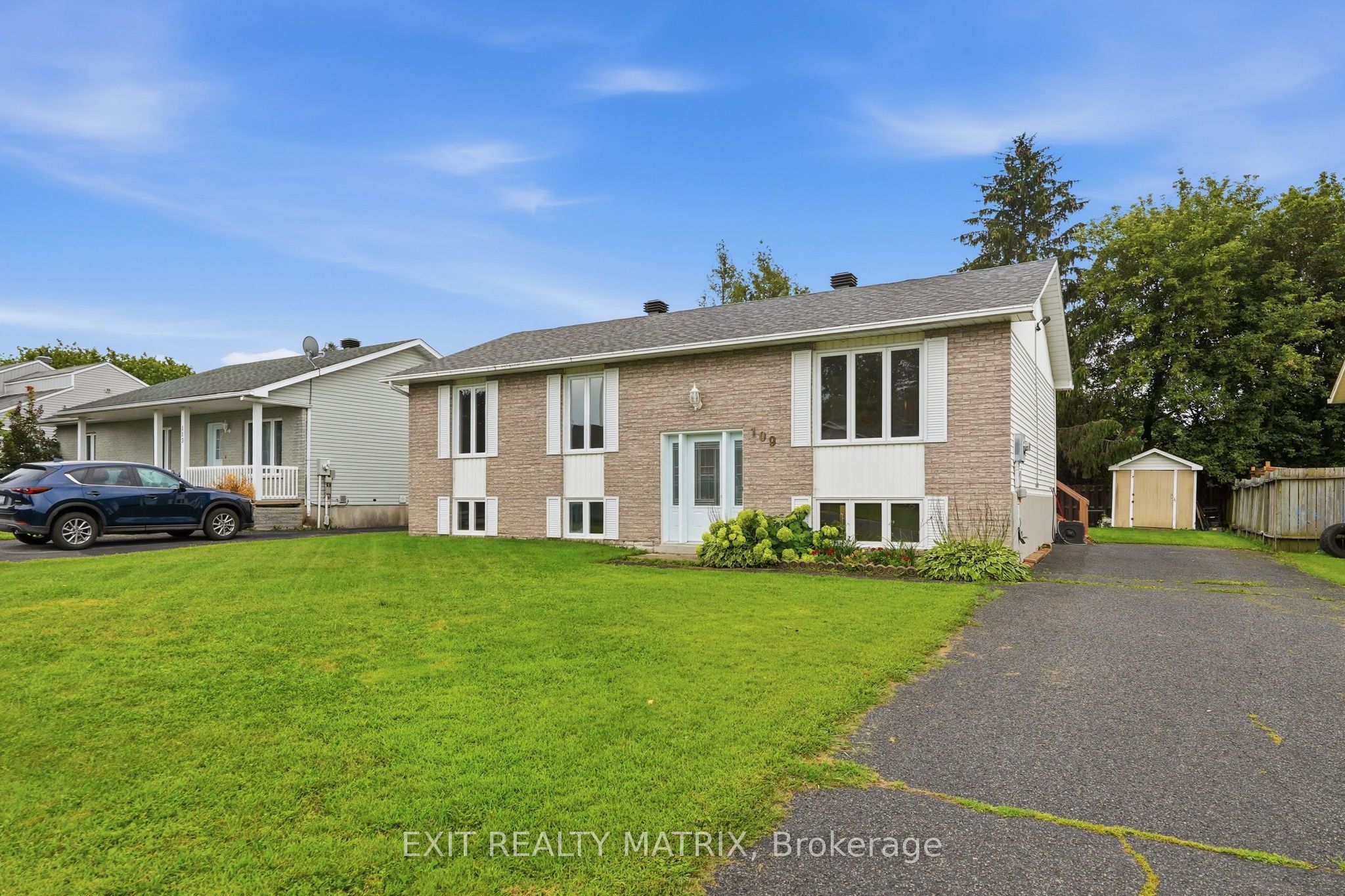 109 Oswald Street Property Photo 1