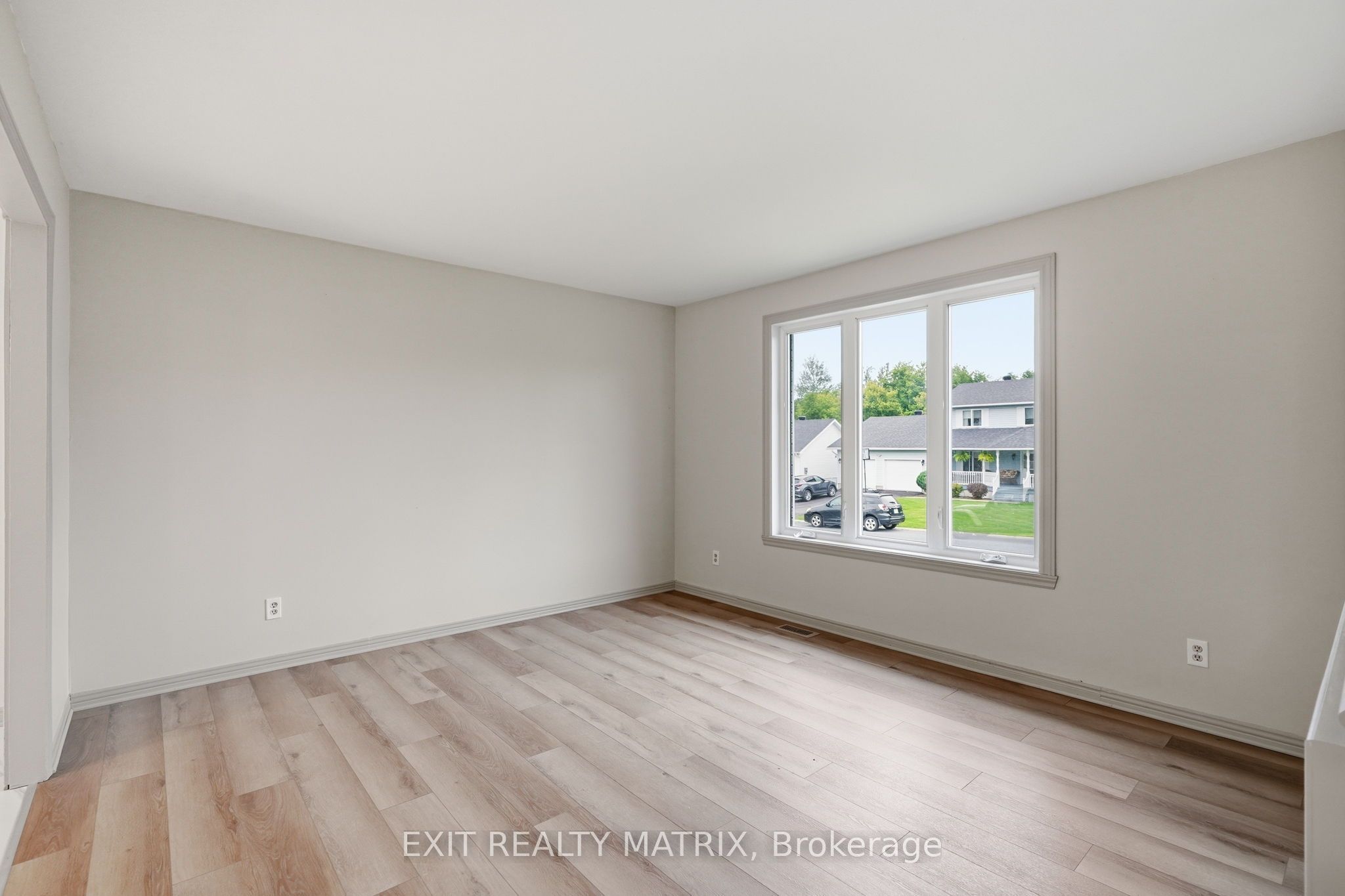 109 Oswald Street Property Photo 5