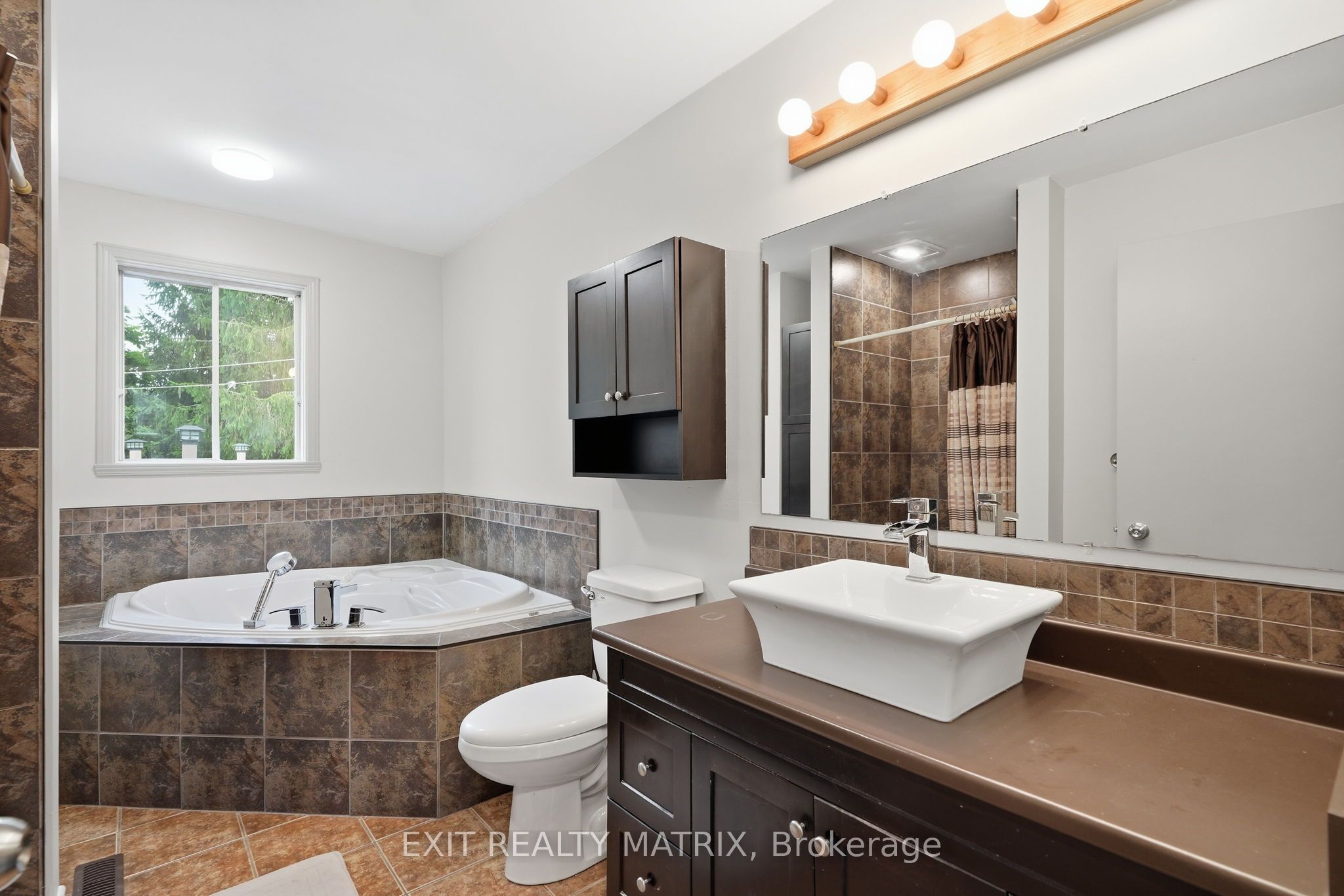 109 Oswald Street Property Photo 22