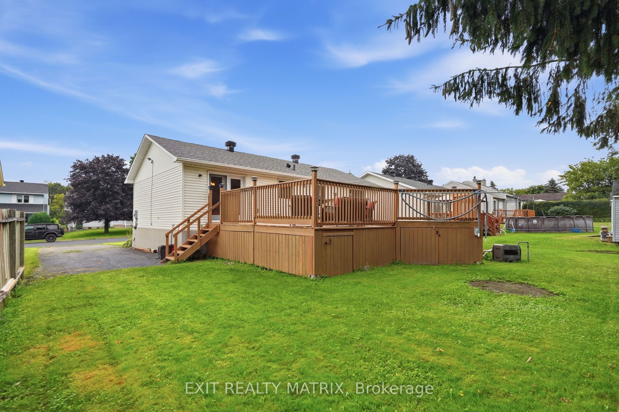 109 Oswald Street Property Photo 37