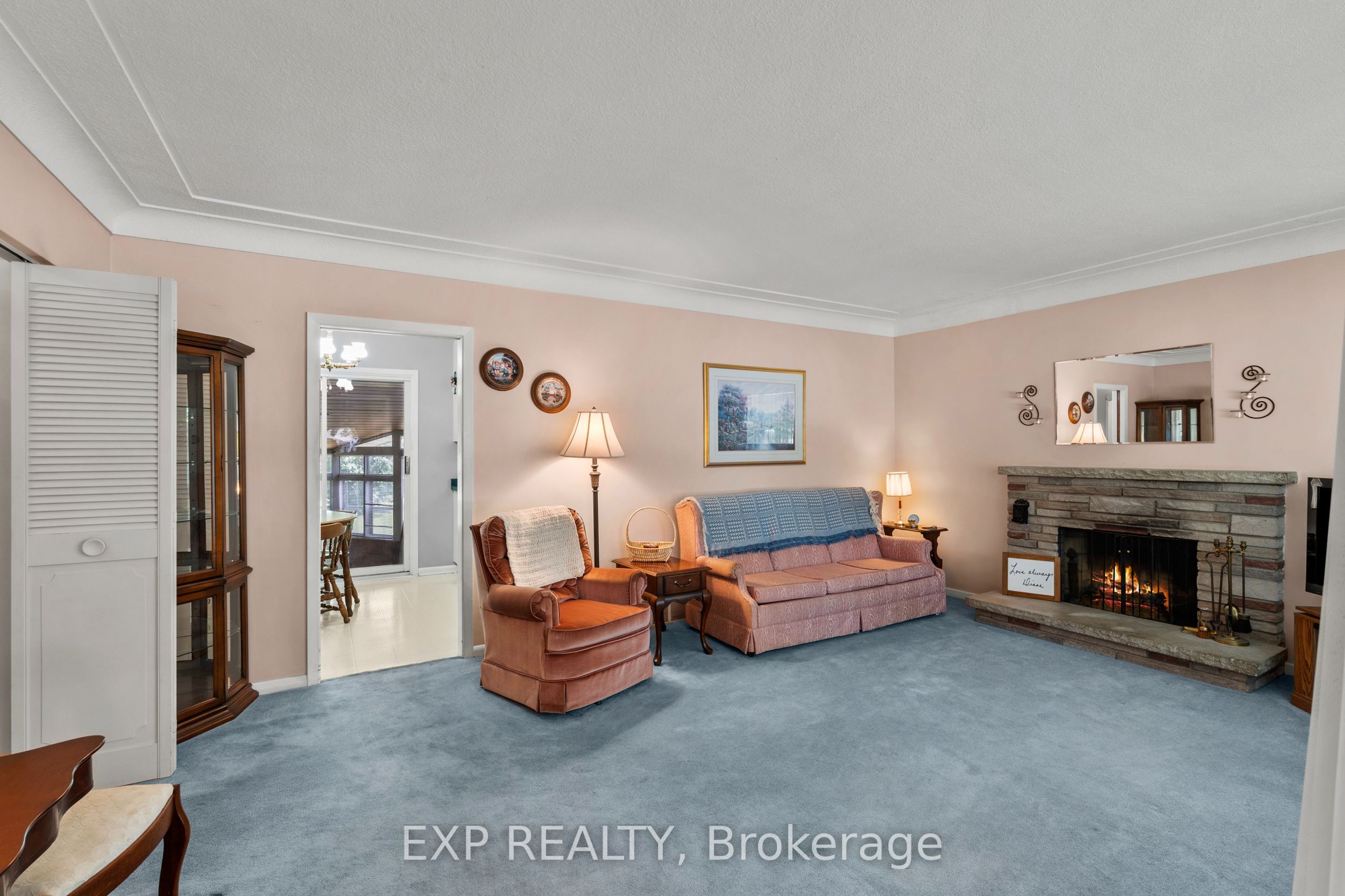 8800 Champlain Drive Property Photo 8
