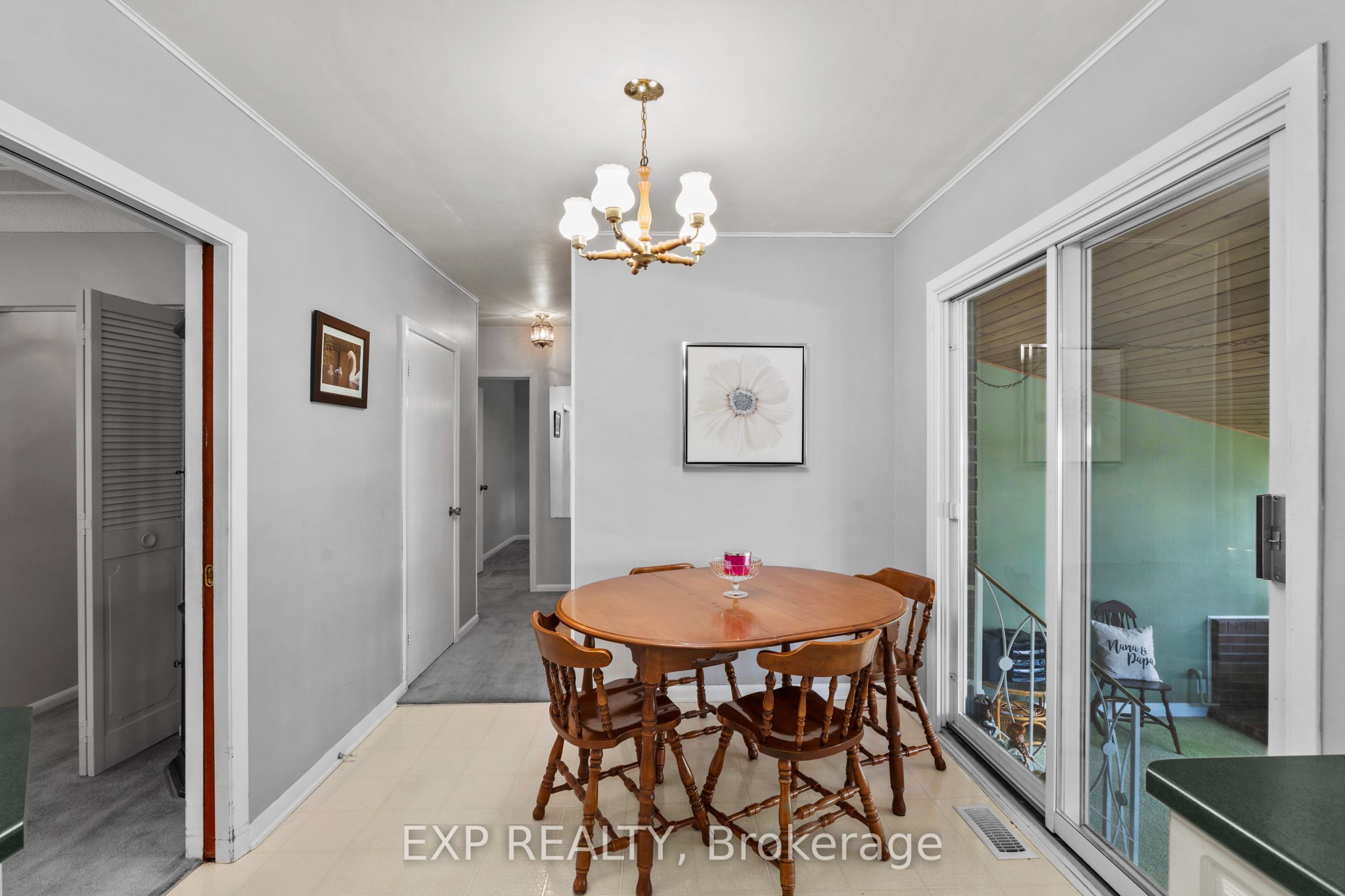 8800 Champlain Drive Property Photo 15
